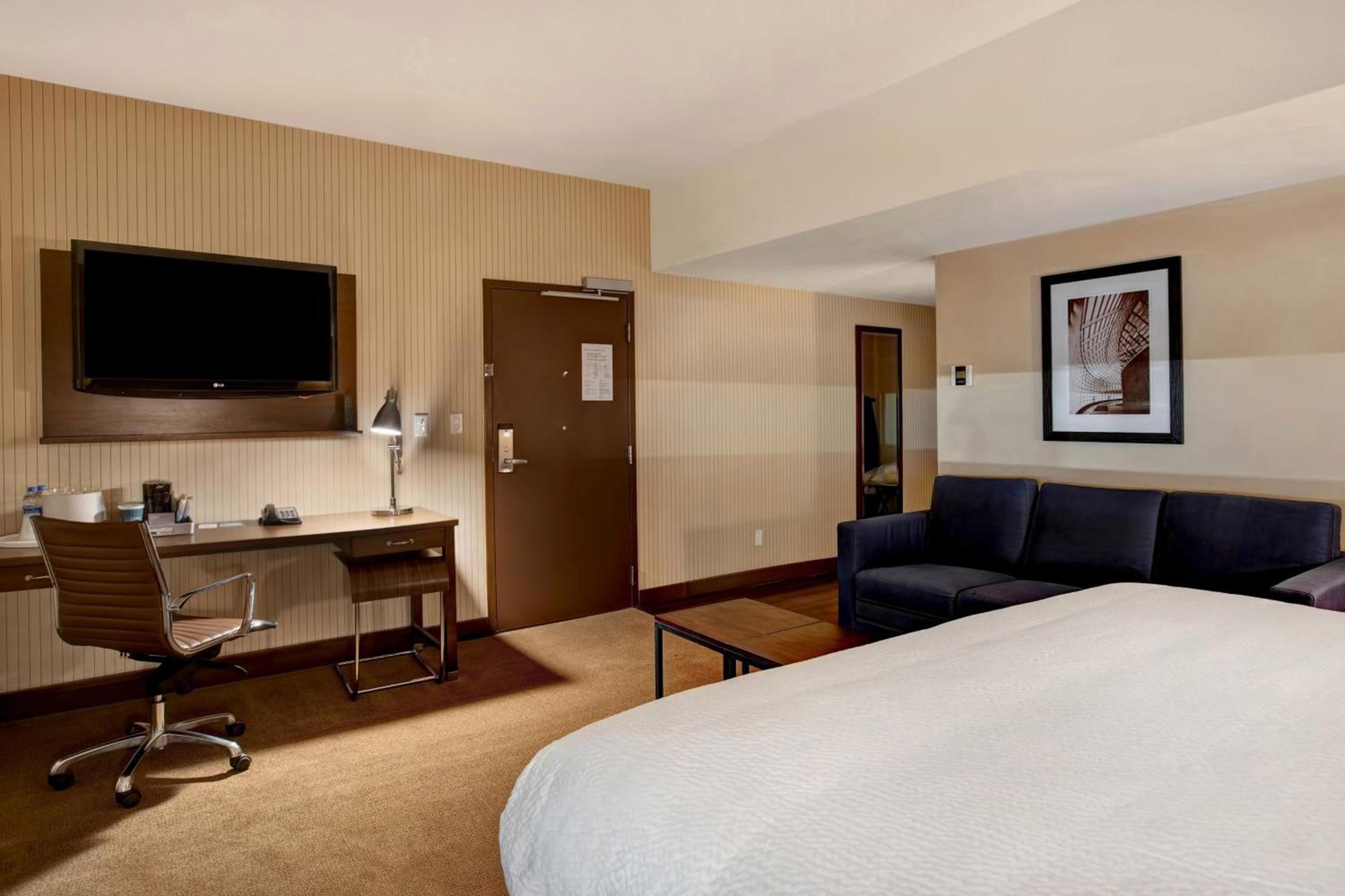 Four Points by Sheraton Peoria photo 38