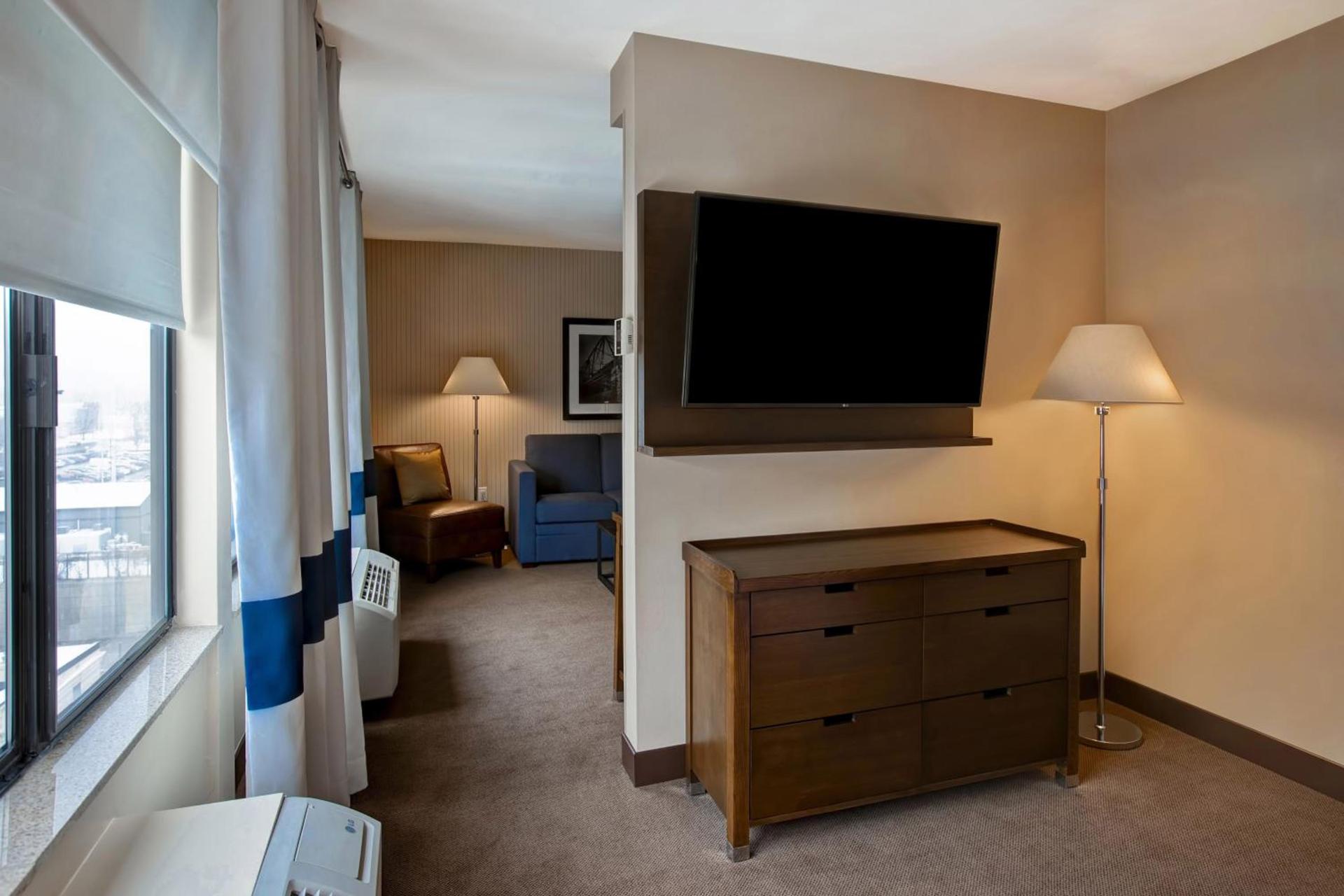Four Points by Sheraton Peoria photo 58