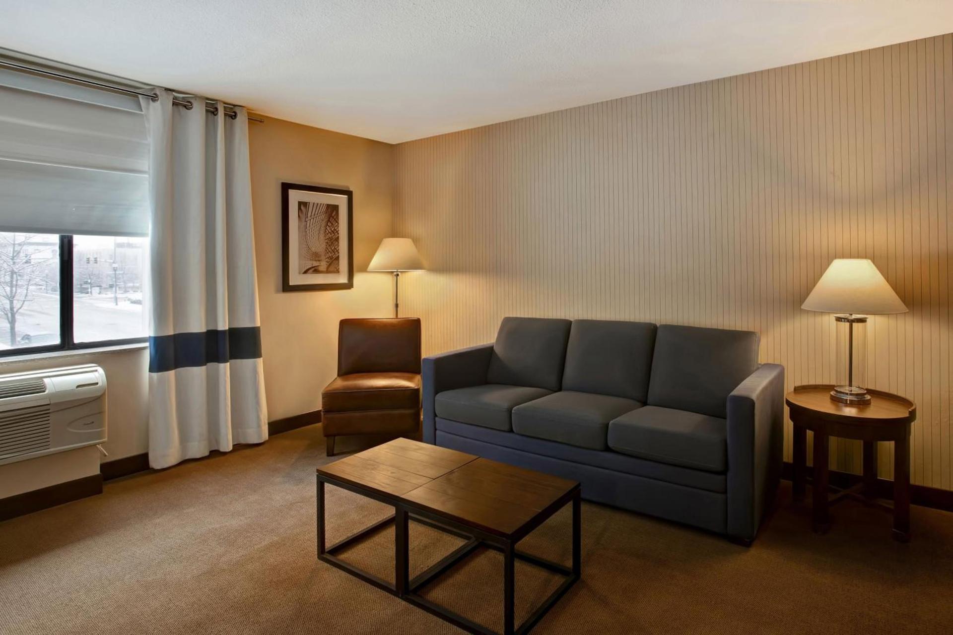 Four Points by Sheraton Peoria photo 61