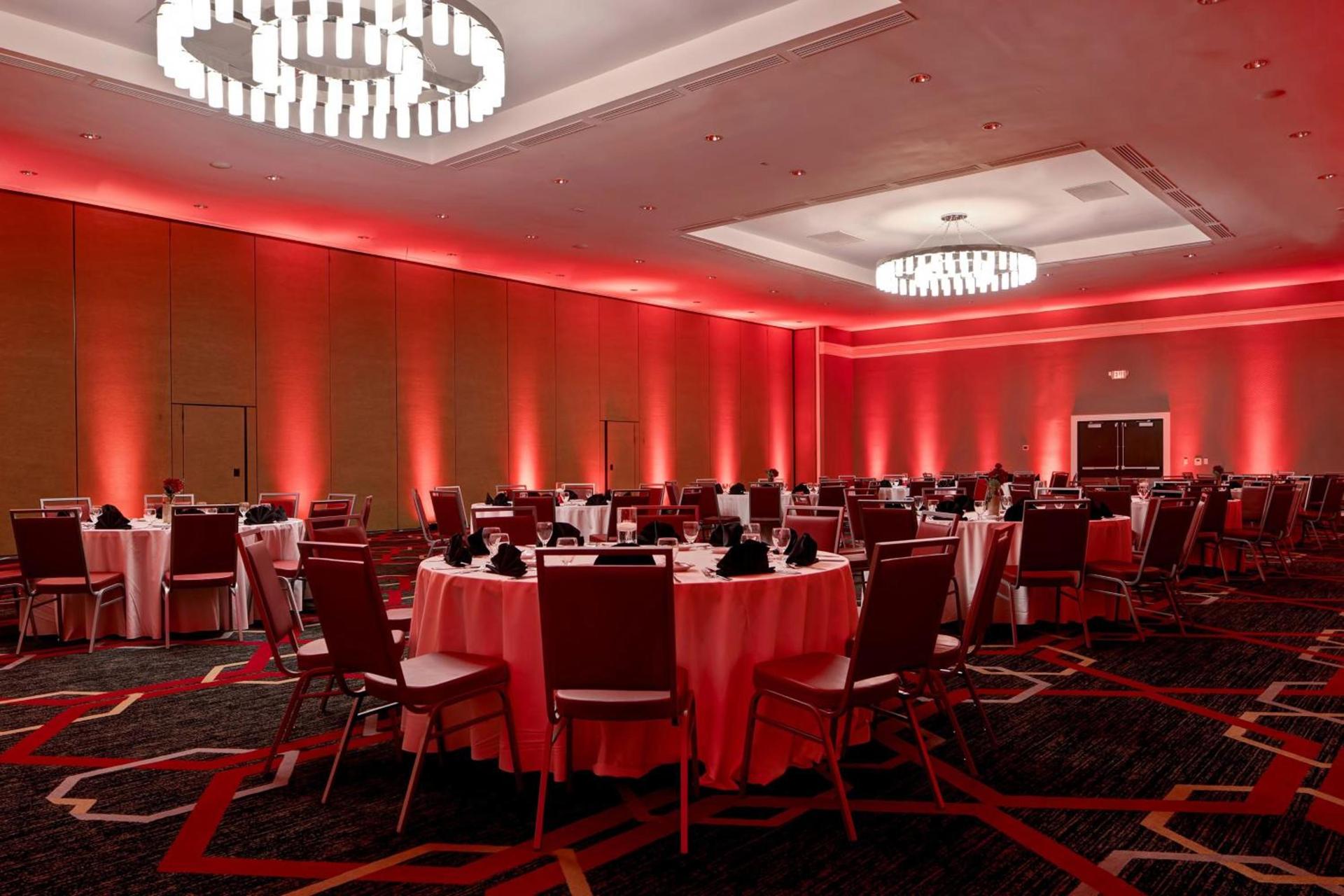 Four Points by Sheraton Peoria photo 81