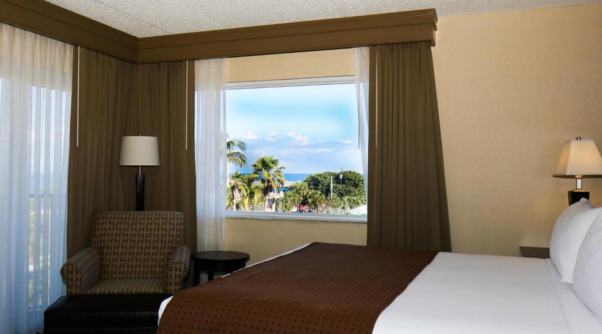 Holiday Inn Express- North Palm Beach and IHG Hotel photo 18