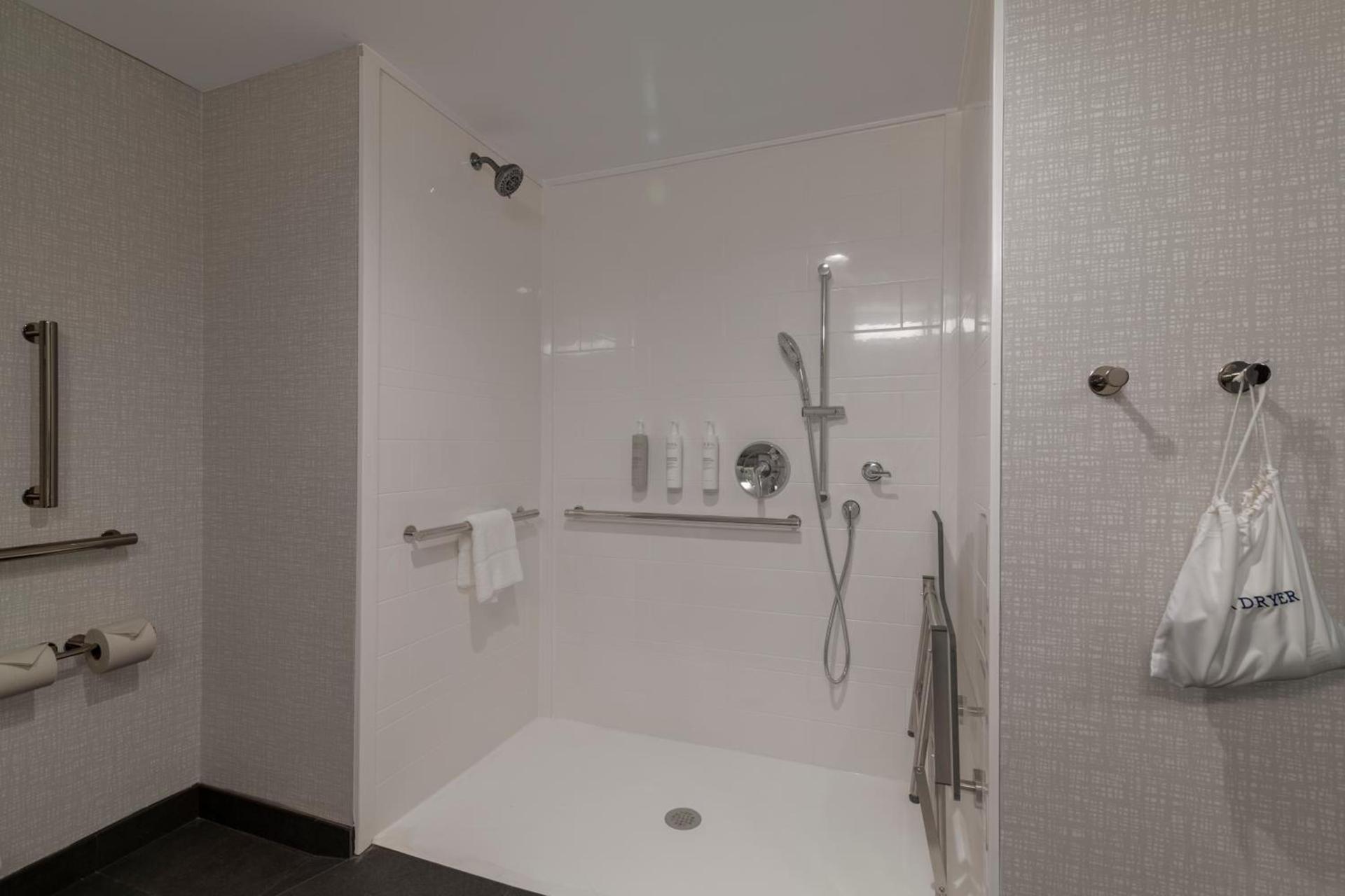 Hampton Inn Lincoln White Mountains photo 57