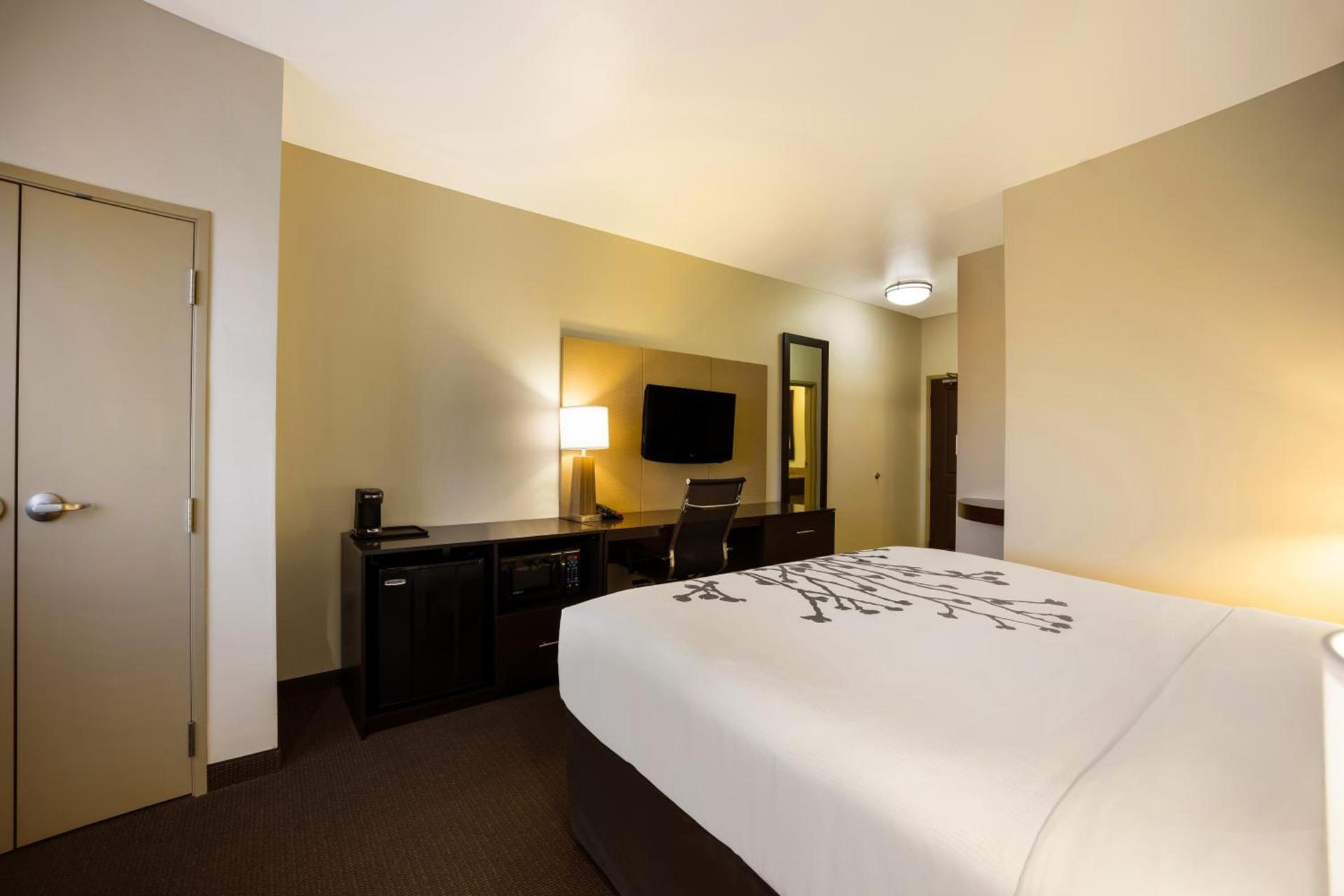 Sleep Inn & Suites Colby photo 13