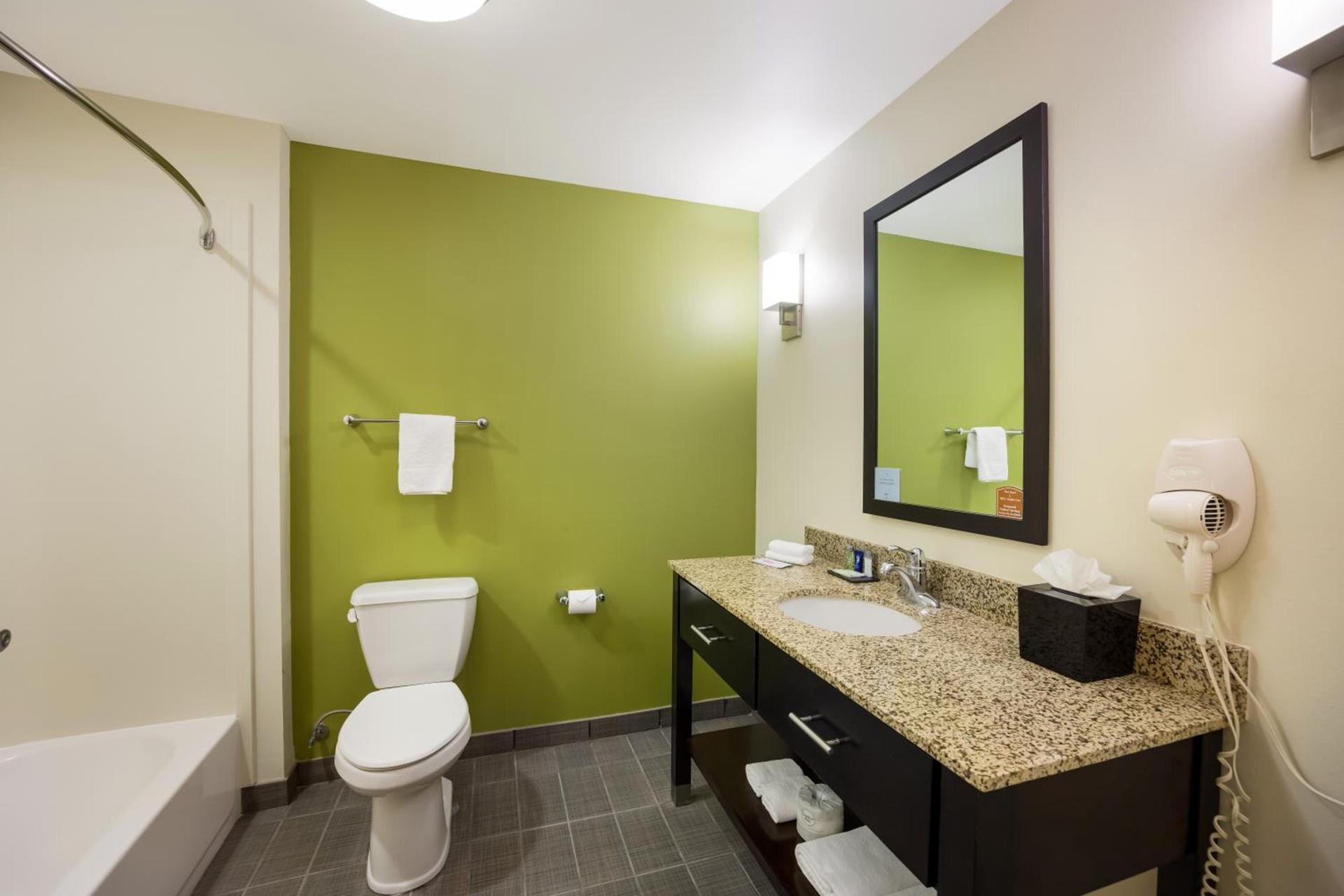 Sleep Inn & Suites Colby photo 17
