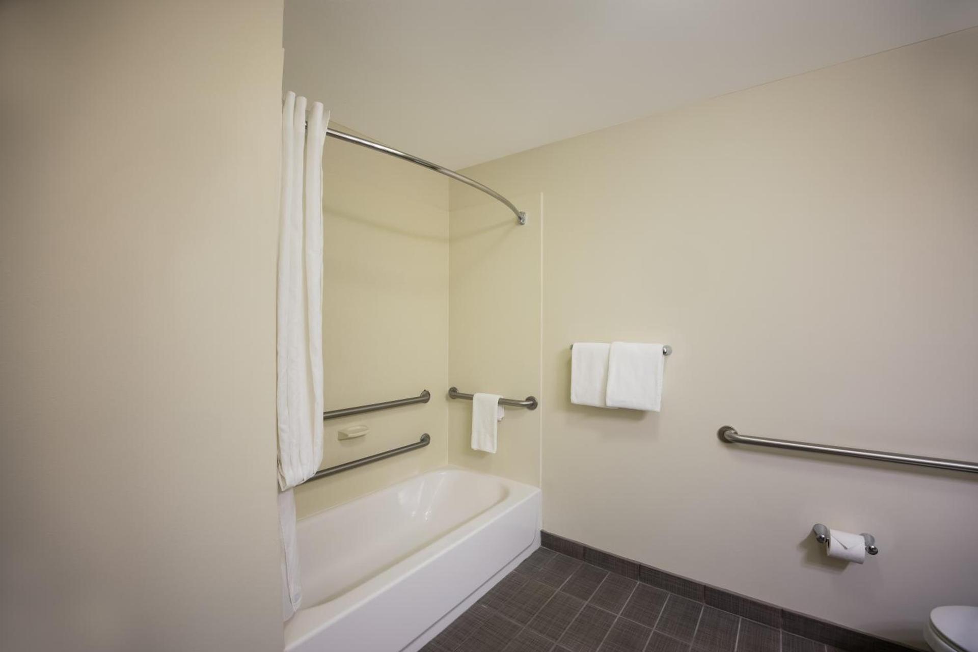 Sleep Inn & Suites Colby photo 30