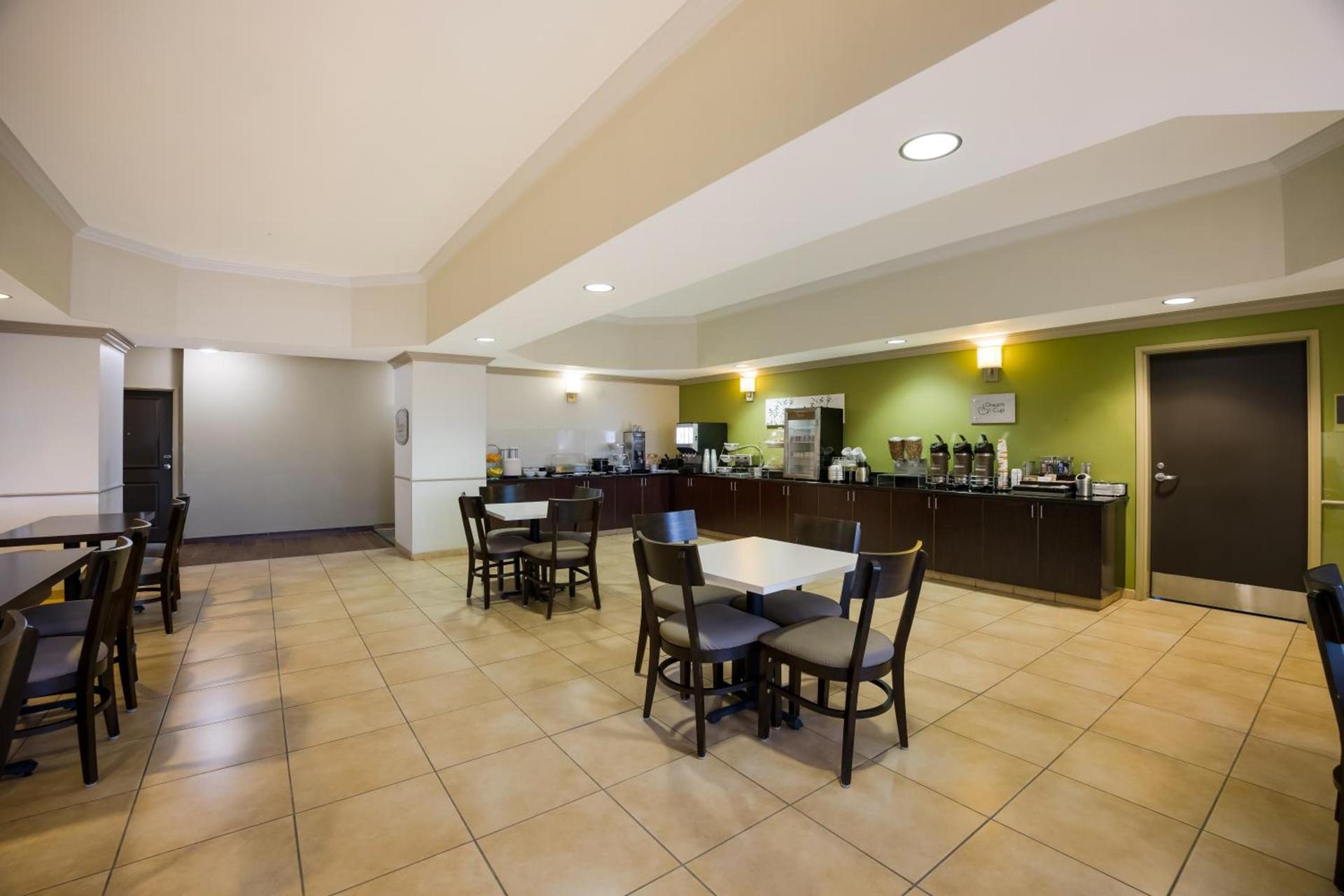 Sleep Inn & Suites Colby photo 36