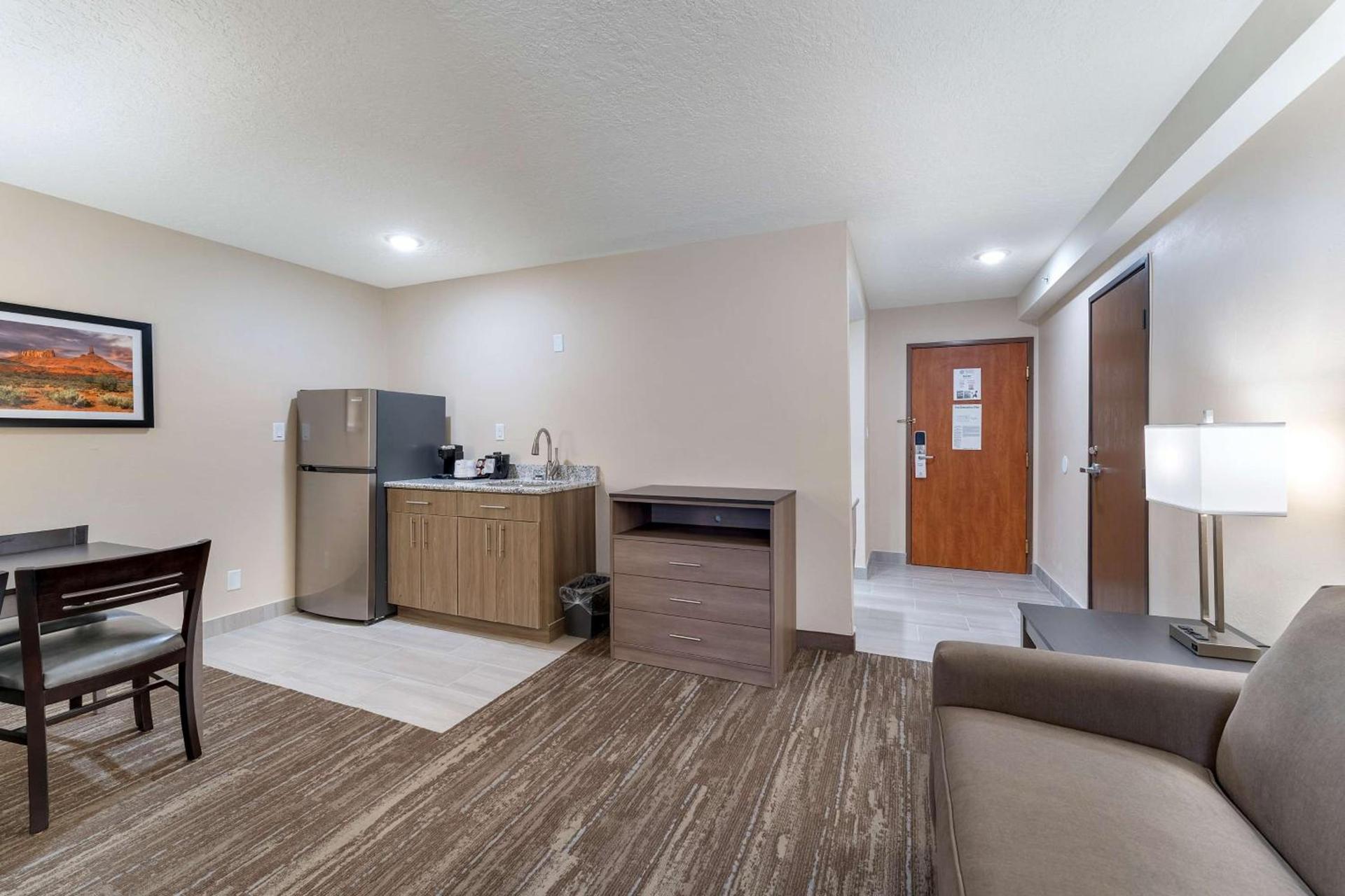 SureStay Plus Hotel by Best Western Price photo 34