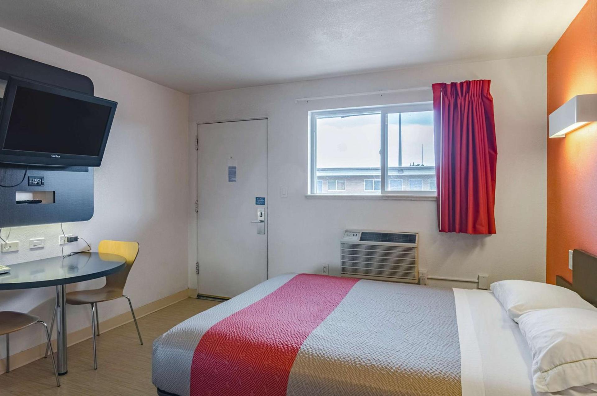 Motel 6 Riverton WY photo 3