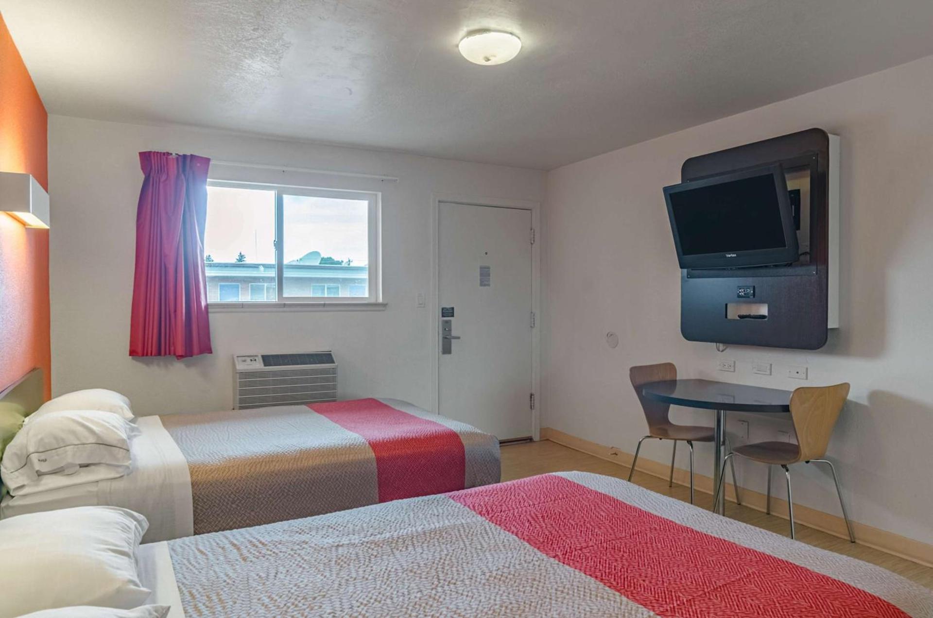 Motel 6 Riverton WY photo 9