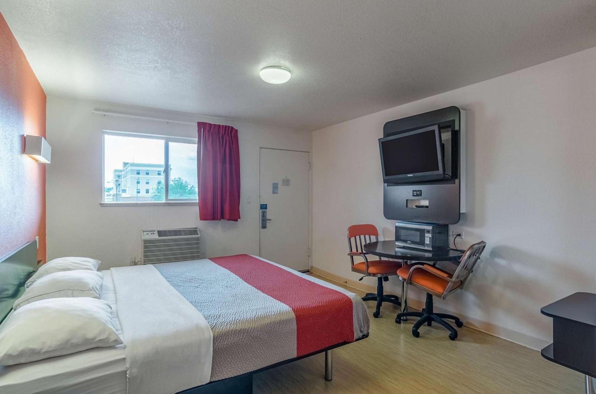 Motel 6 Riverton WY photo 17