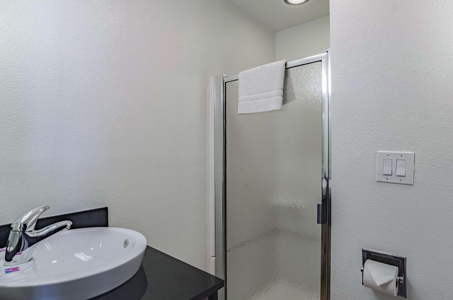 Motel 6 Riverton WY photo 24