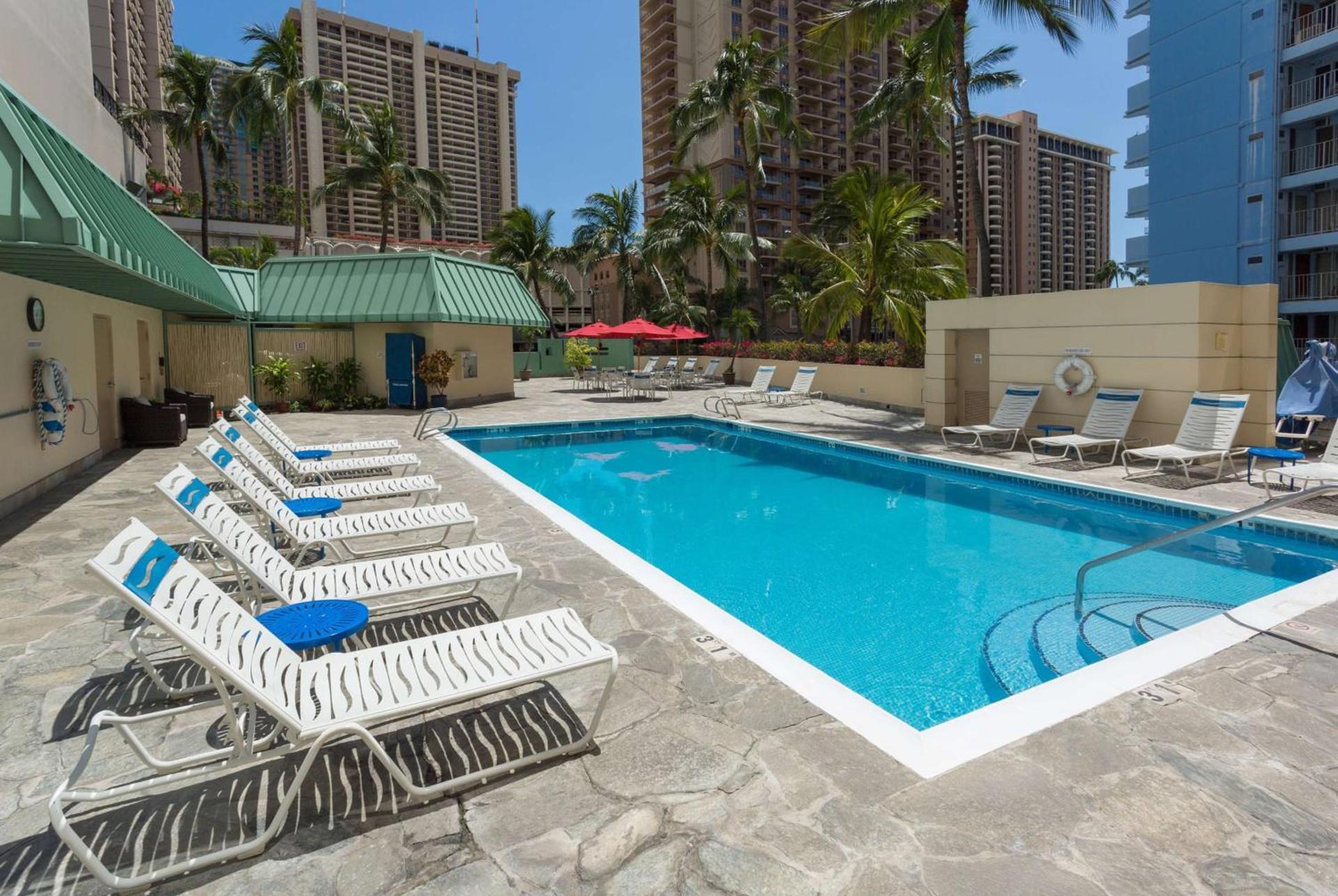 Ramada Plaza by Wyndham Waikiki photo 5