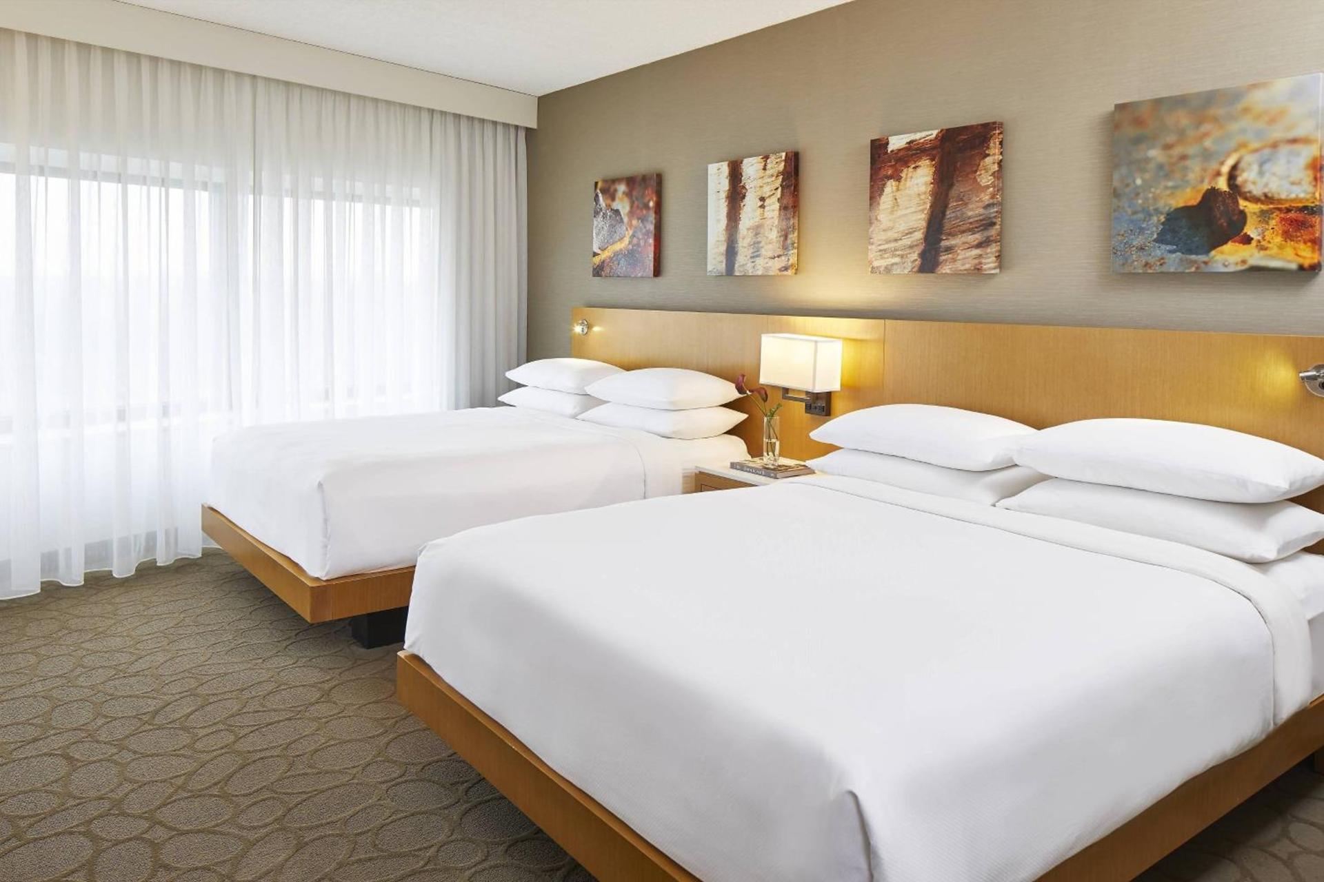 Renaissance Chicago Glenview Suites Hotel photo 12
