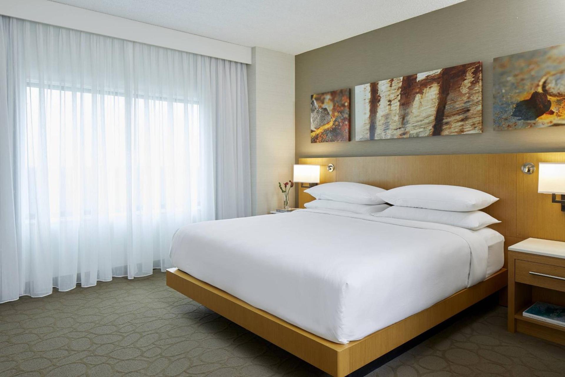 Renaissance Chicago Glenview Suites Hotel photo 18