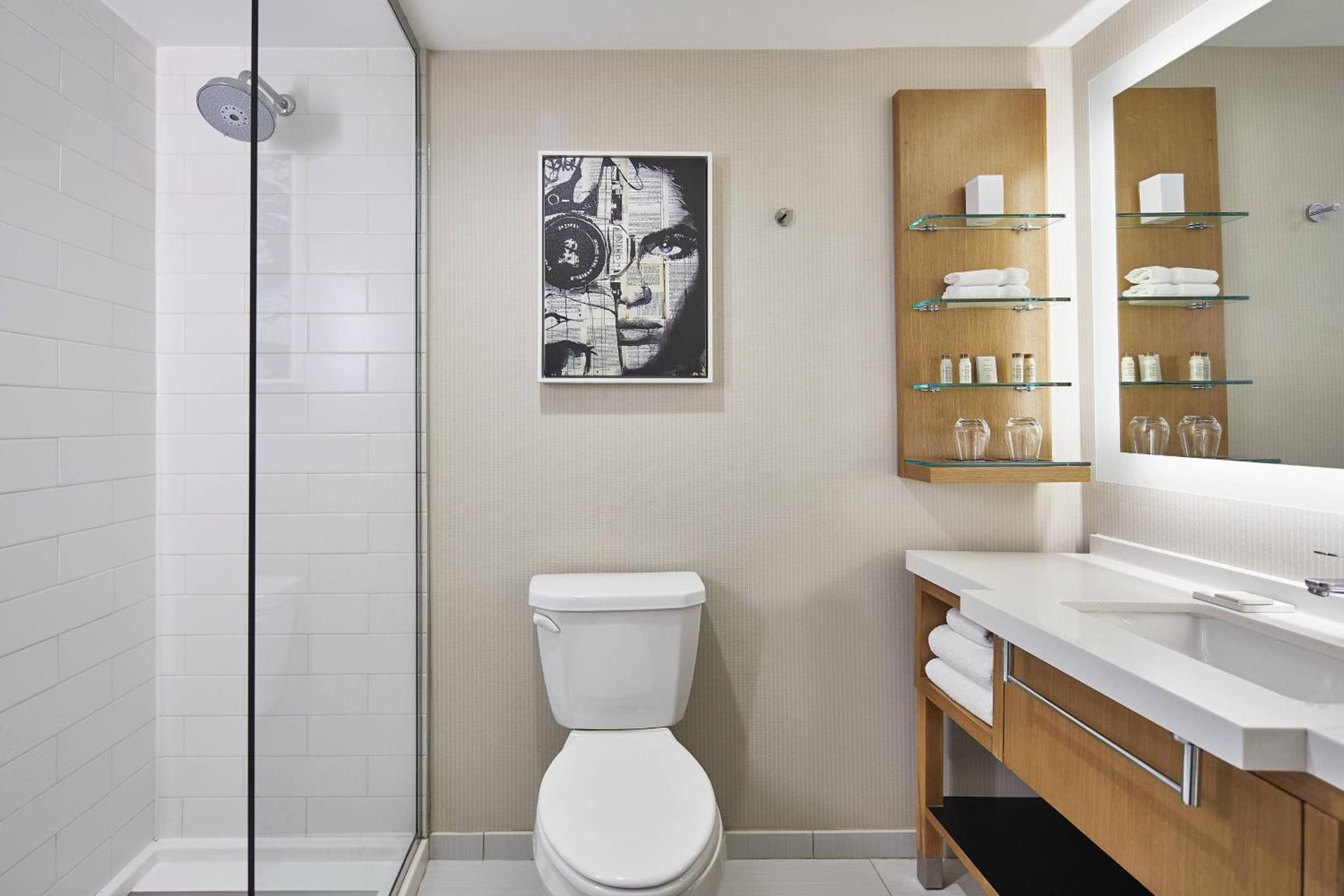 Renaissance Chicago Glenview Suites Hotel photo 26
