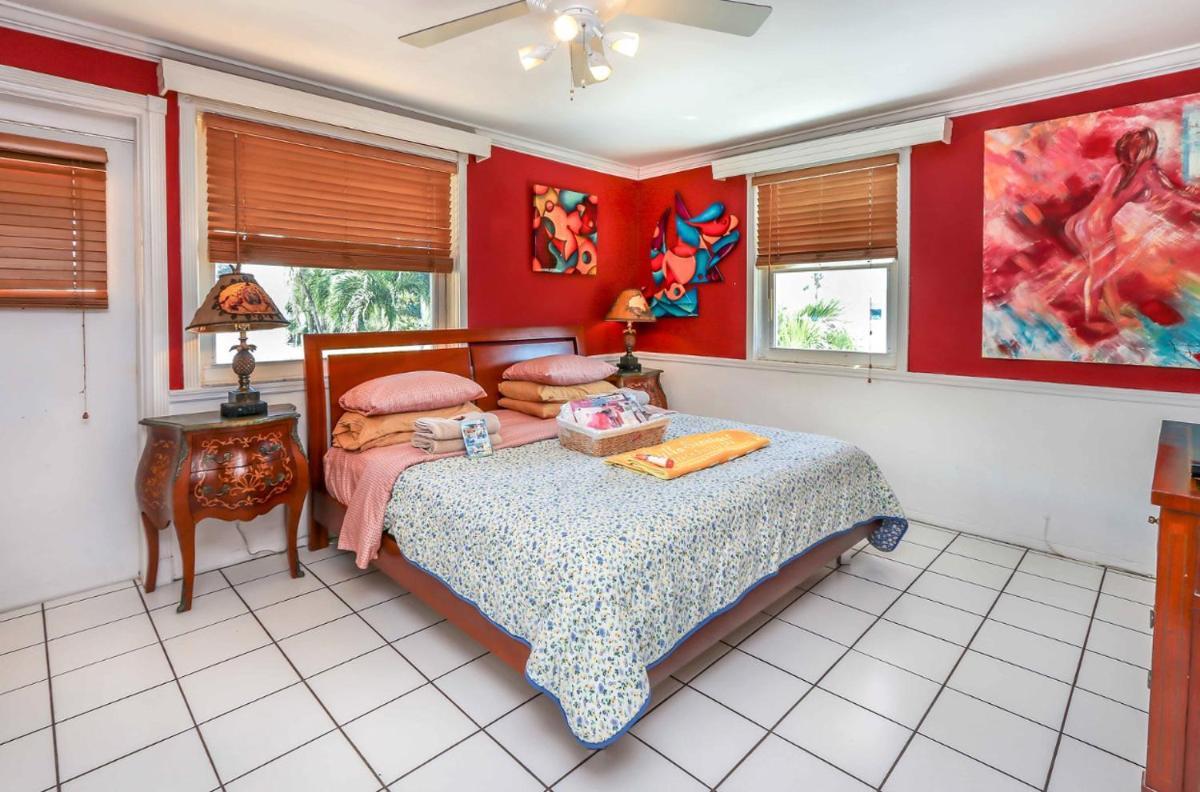 Villa Sinclair Beach Suites and Spa photo 95