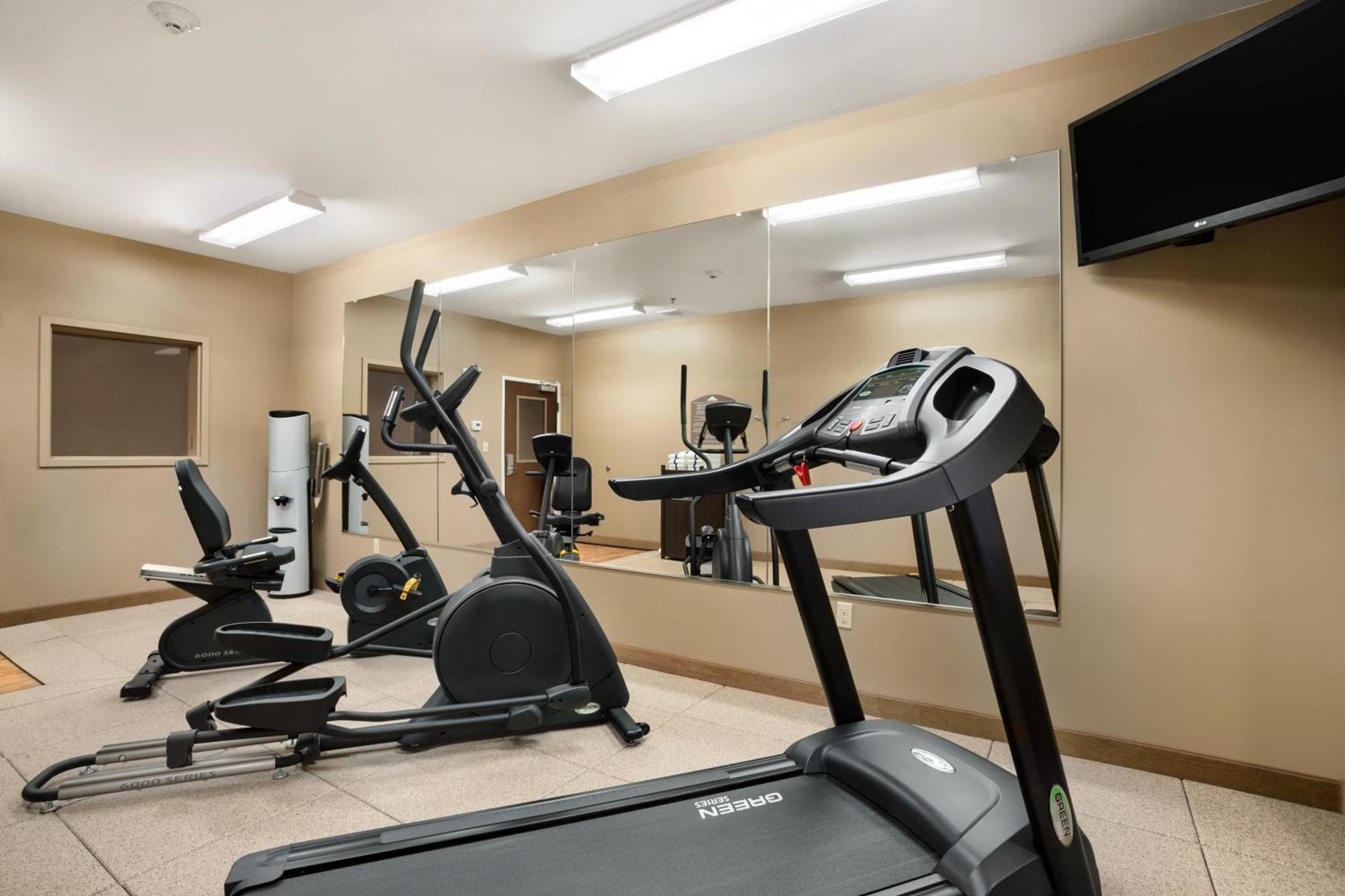 Microtel Inn & Suites by Wyndham Cambridge photo 20