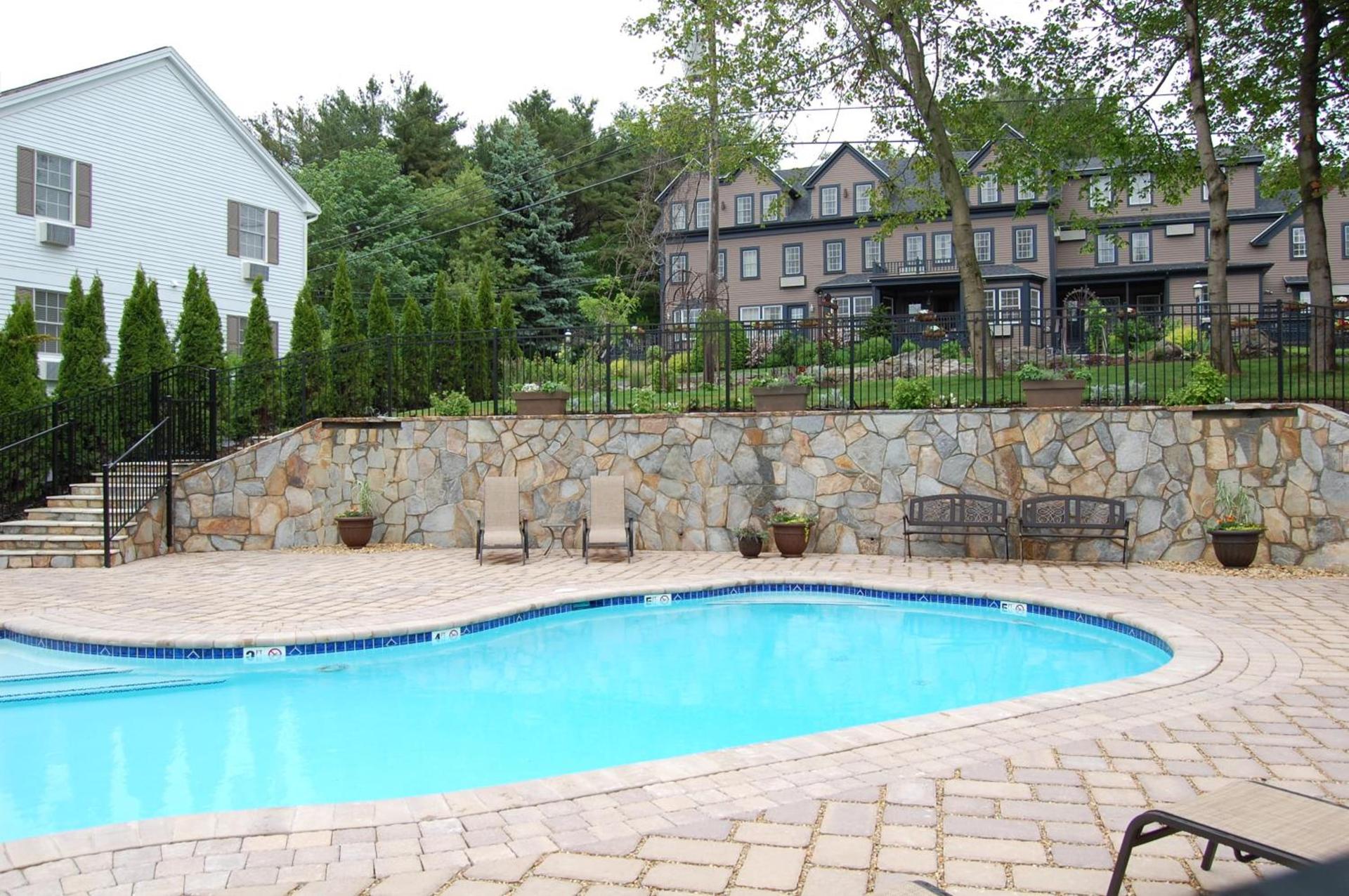 Sea Rose Suites photo 12