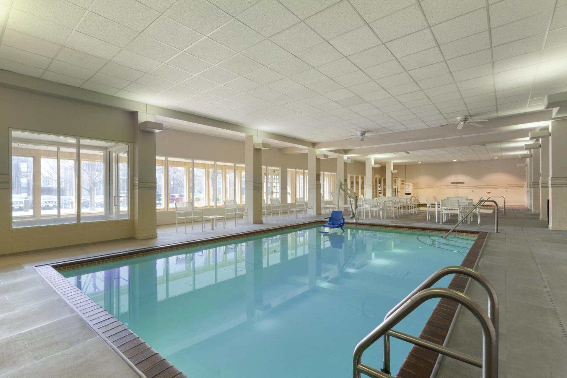 Country Inn & Suites by Radisson, Bloomington at Mall of America, MN photo 44