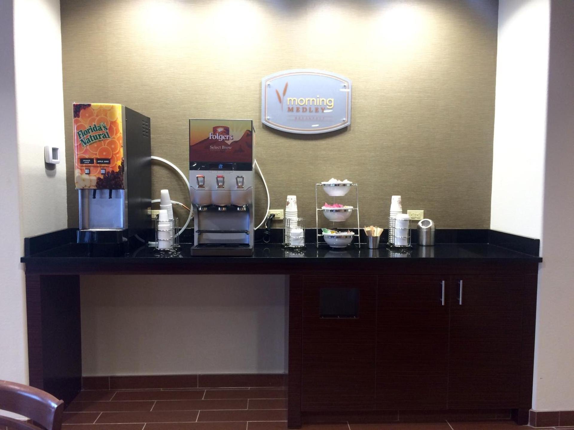 Sleep Inn & Suites Carlsbad Caverns Area photo 60