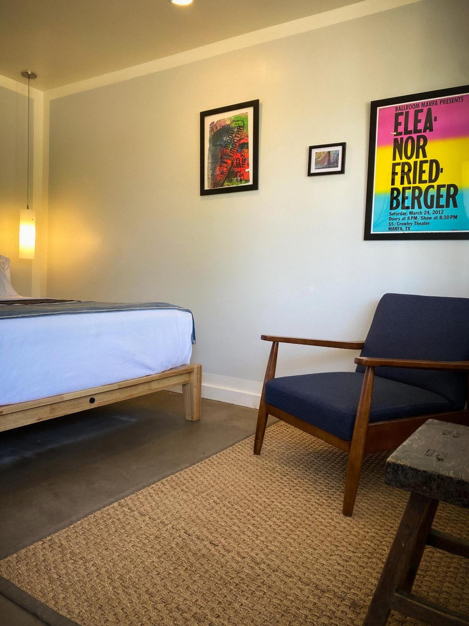 Thunderbird Hotel photo 8