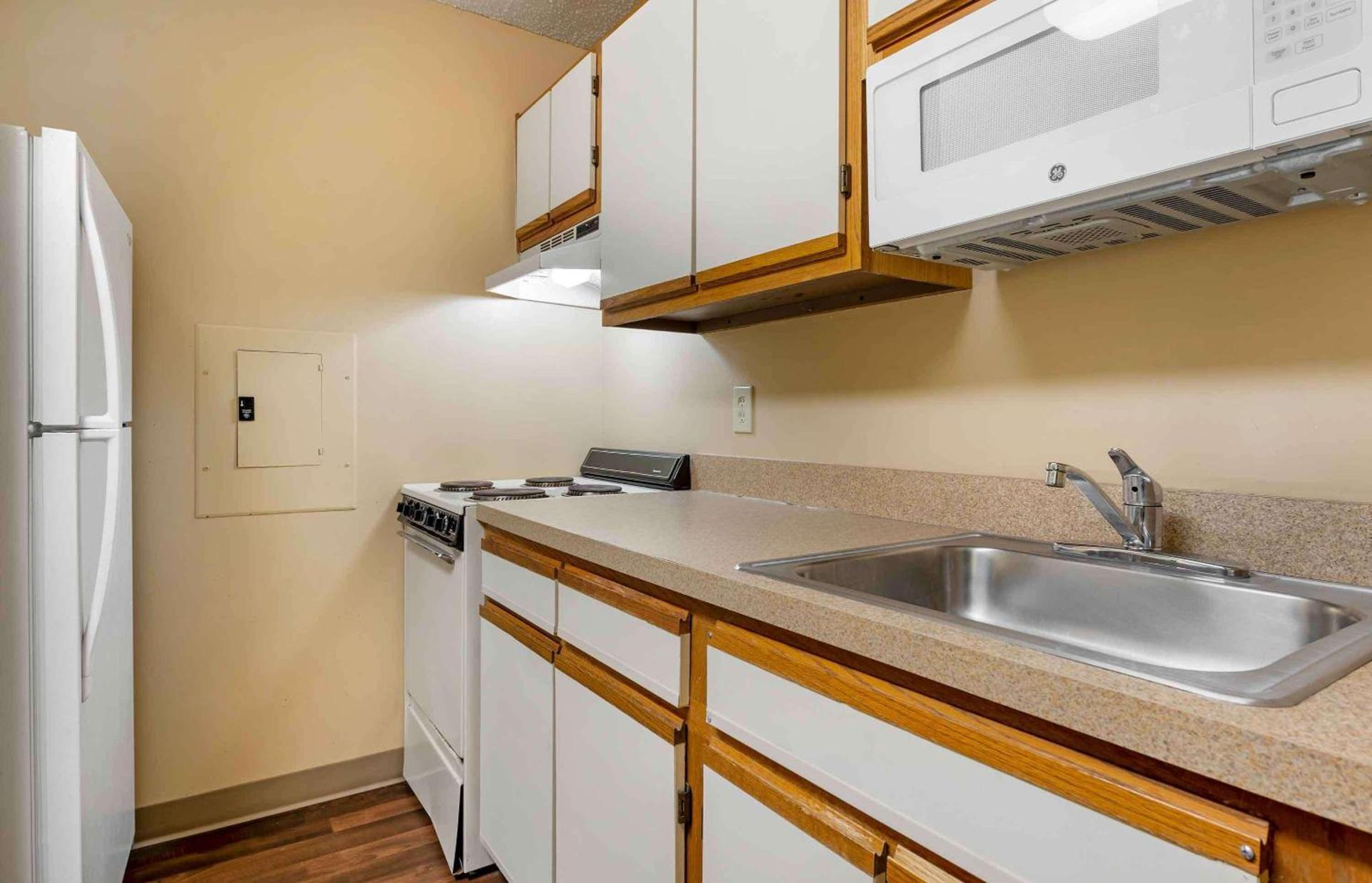 Extended Stay America Suites - Cincinnati - Blue Ash - Reagan Hwy photo 18