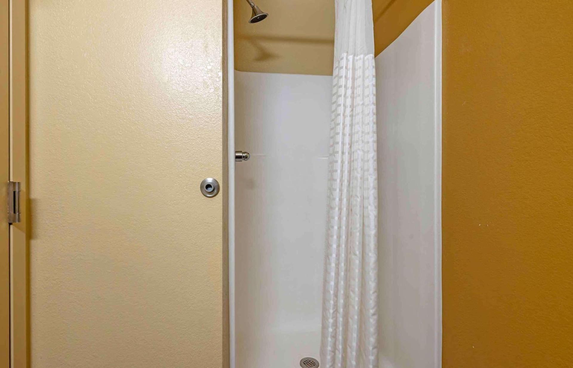 Extended Stay America Suites - Cincinnati - Blue Ash - Kenwood Road photo 25
