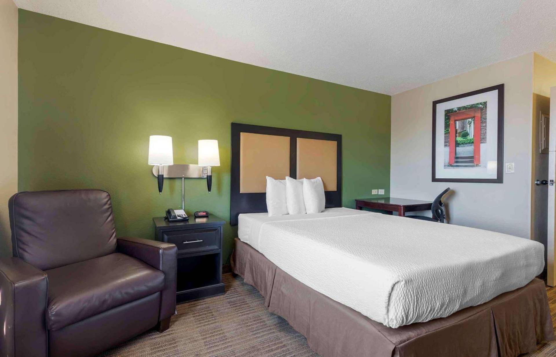 Extended Stay America Suites - Dallas - Greenville Avenue photo 10