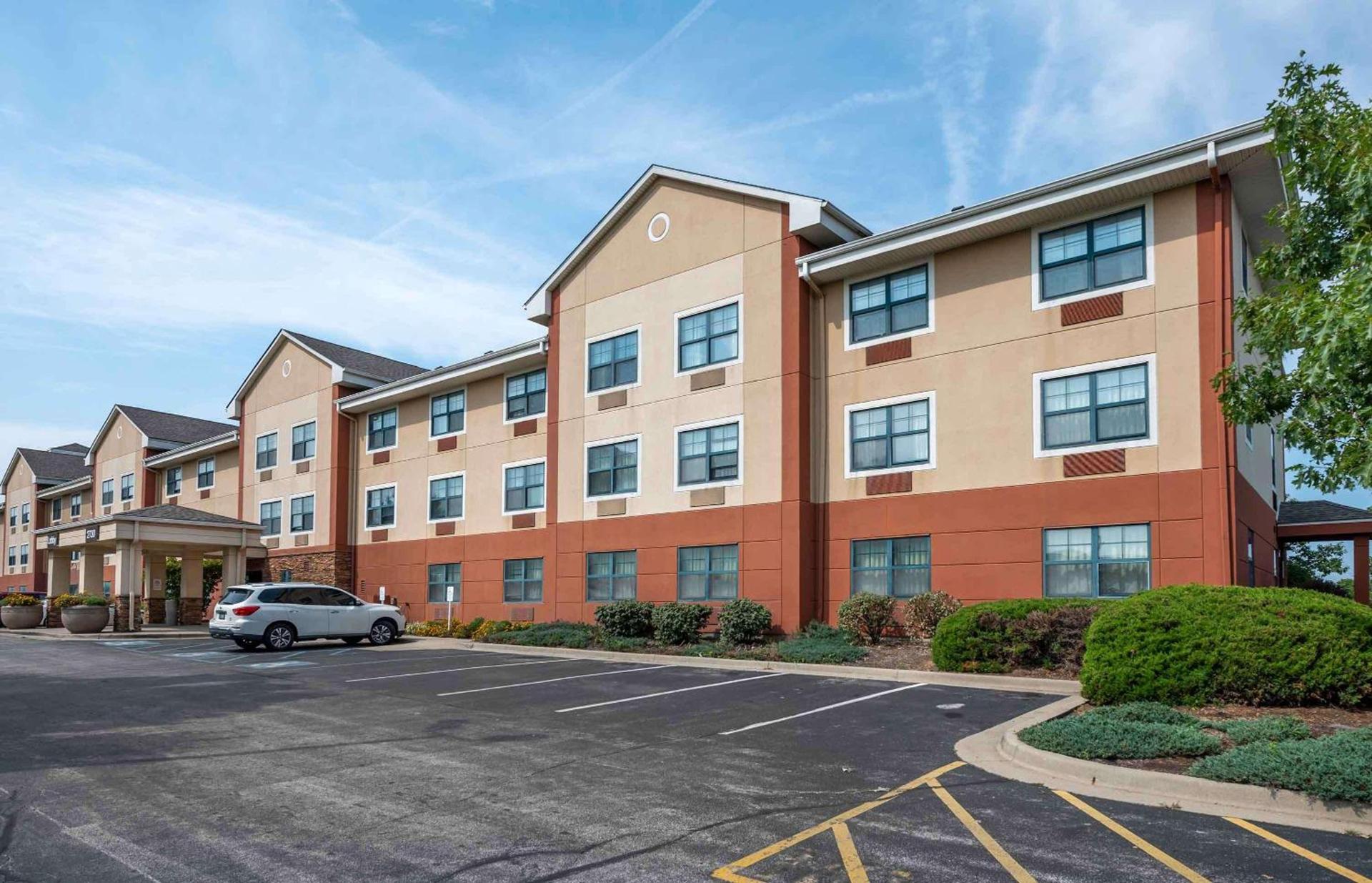 Extended Stay America Suites - Indianapolis - Airport photo 8