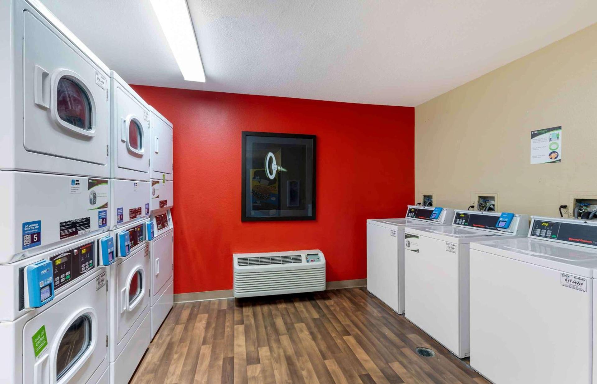 Extended Stay America Suites - Dallas - Greenville Avenue photo 31