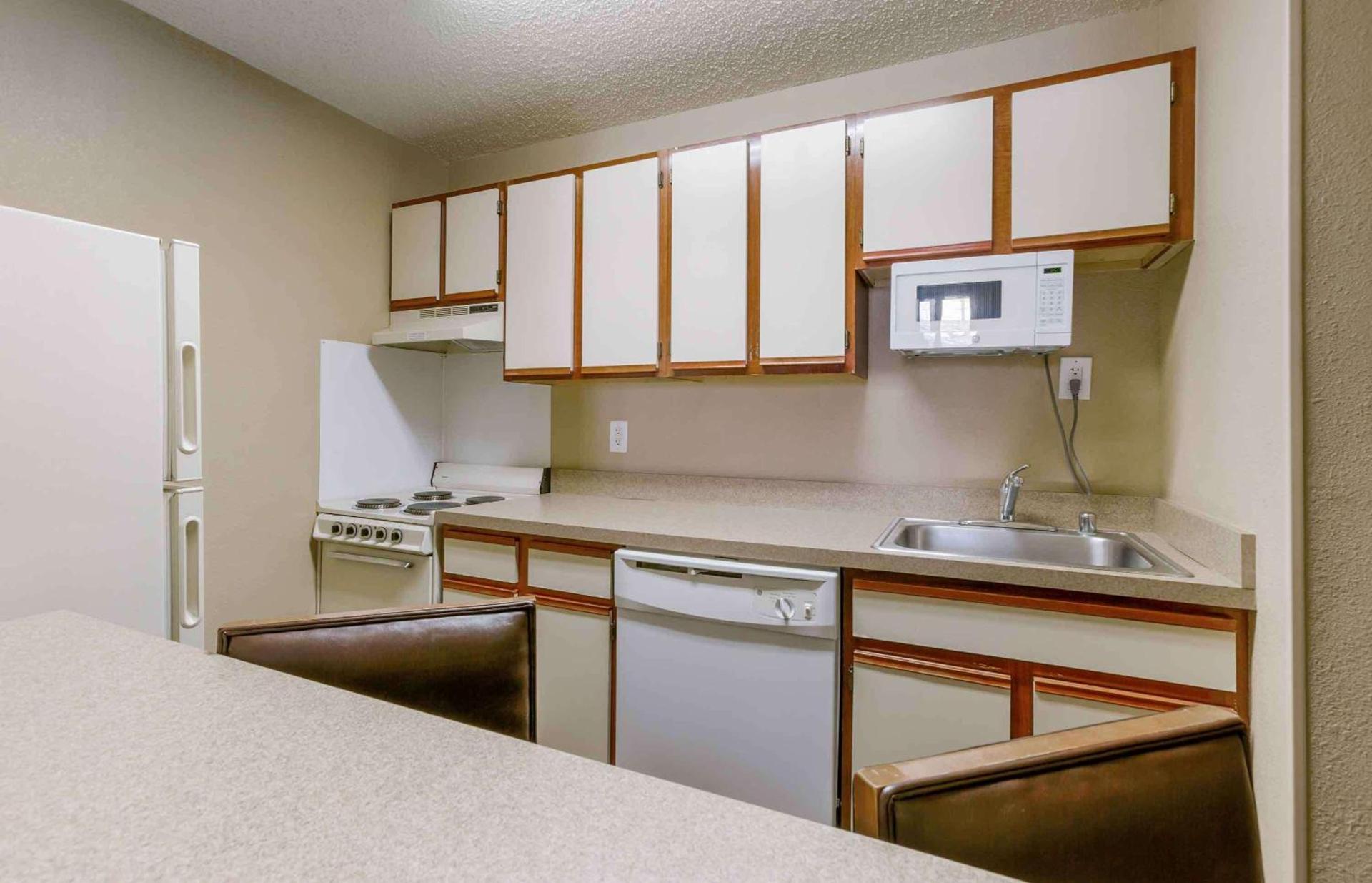 Extended Stay America Suites - El Paso - West photo 26