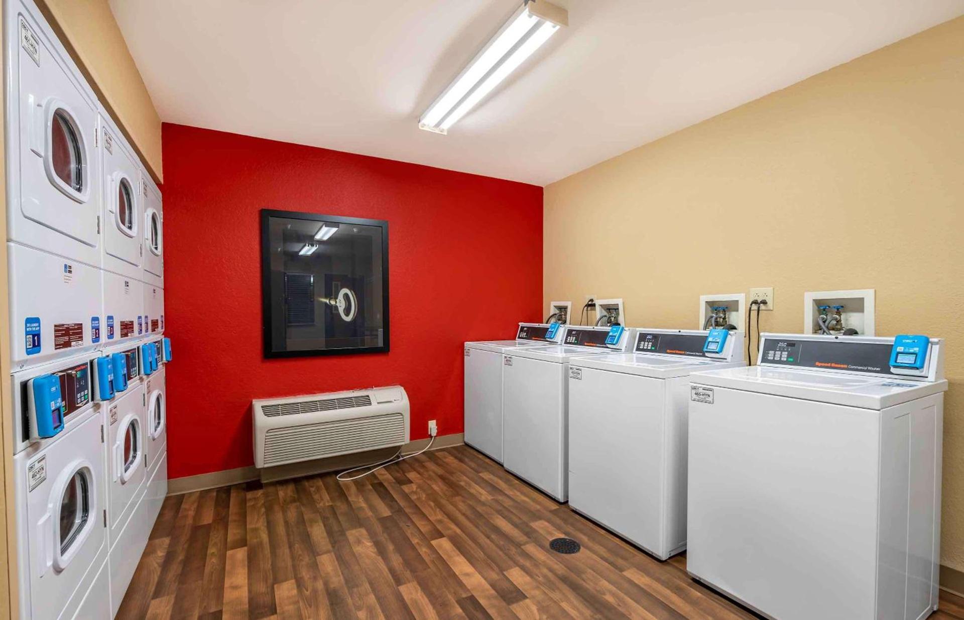 Extended Stay America Suites - Indianapolis - Airport photo 28