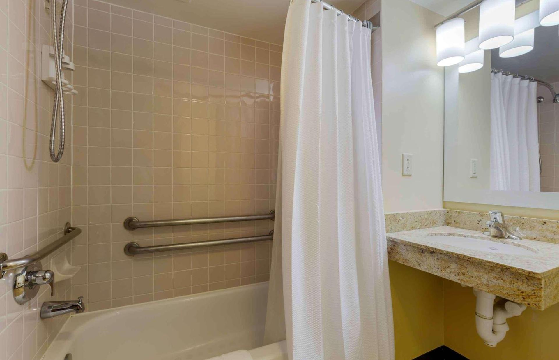 Extended Stay America Suites - Chantilly - Dulles photo 27