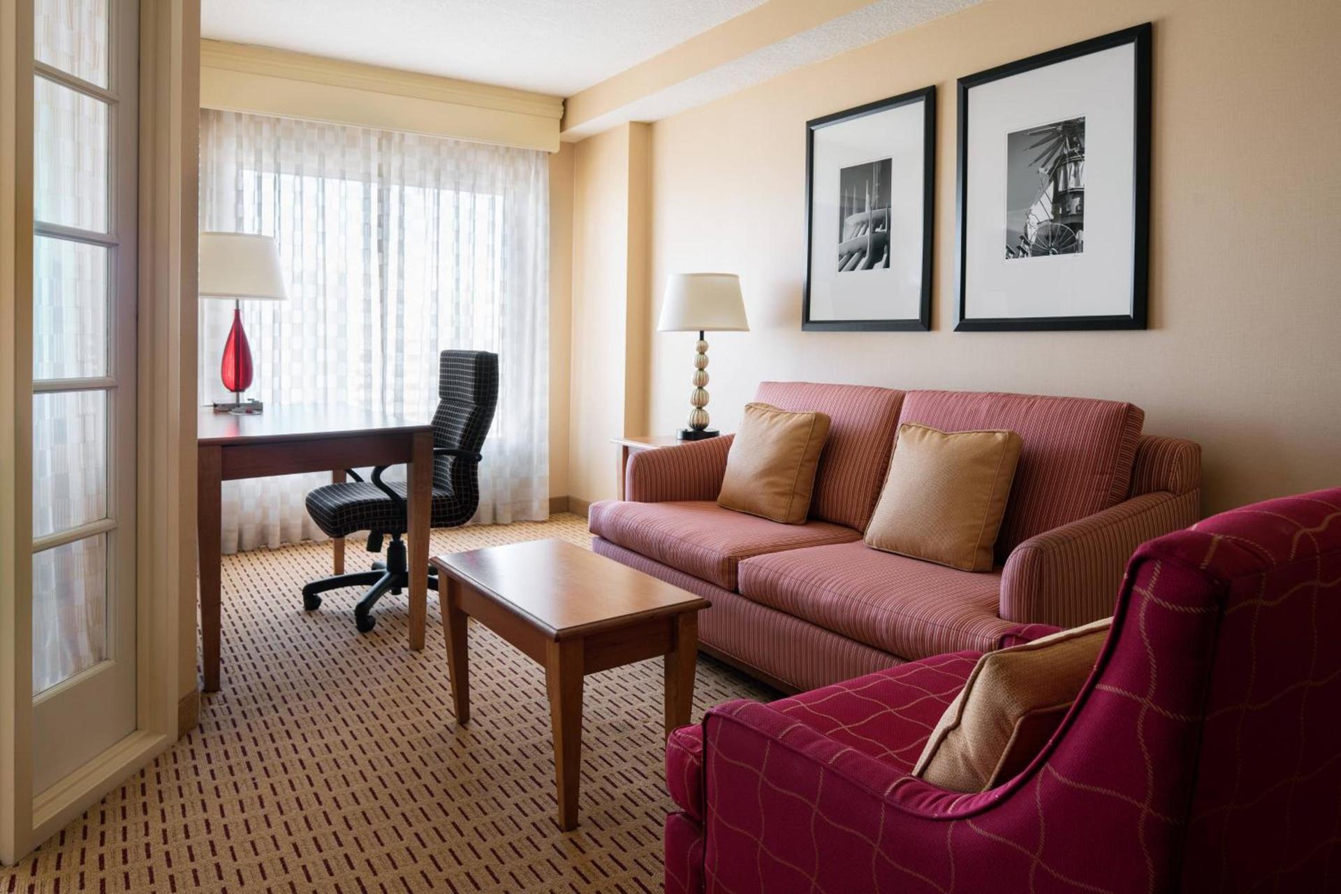 Anaheim Marriott Suites photo 9