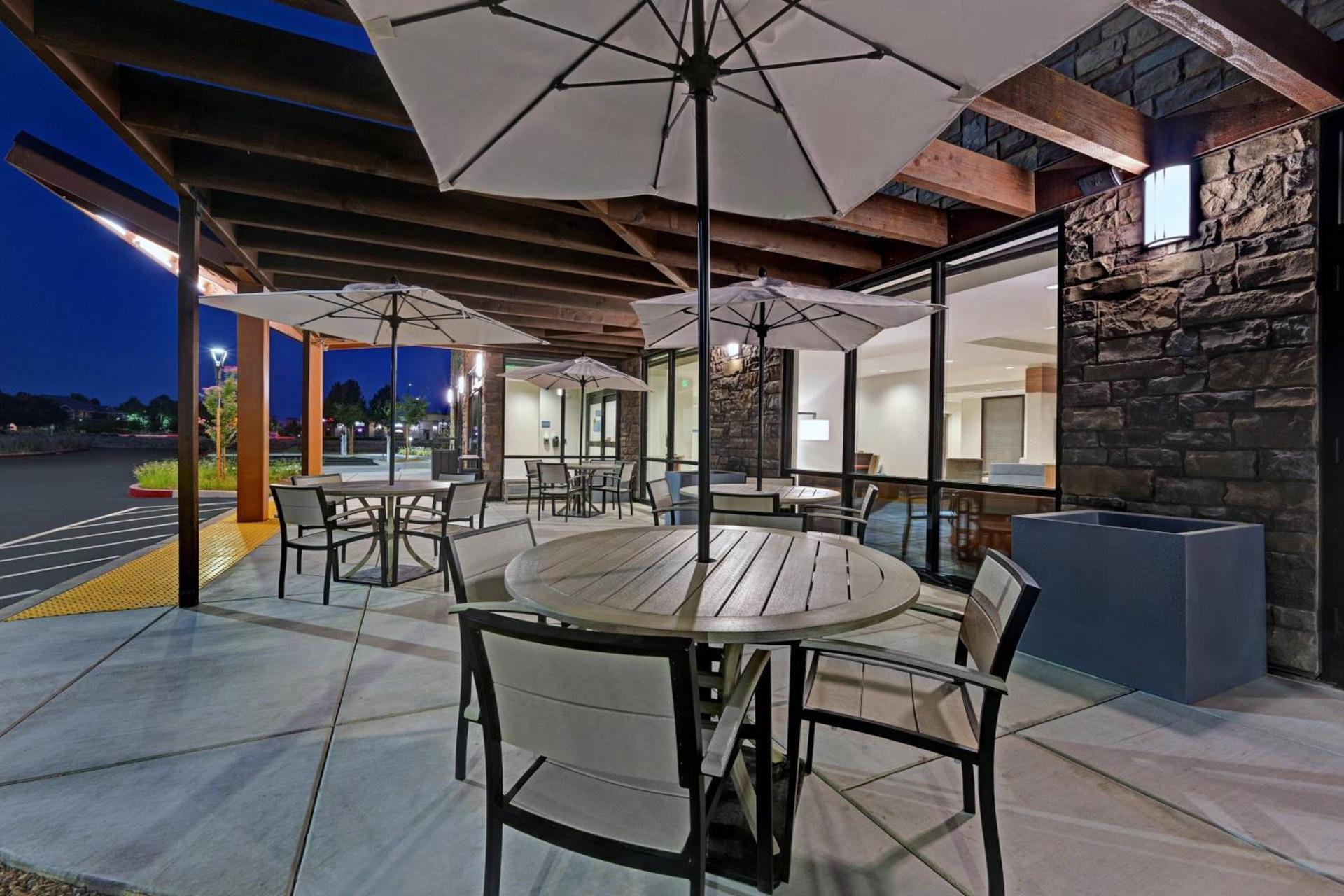 TownePlace Suites Sacramento Airport Natomas photo 7