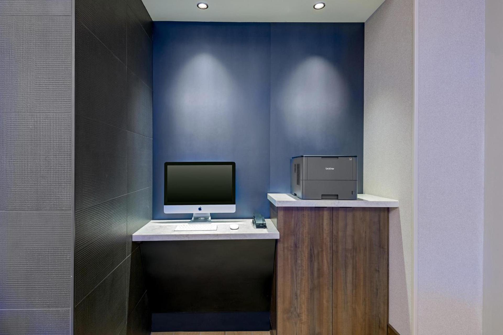 Courtyard by Marriott Atlanta Midtown photo 35