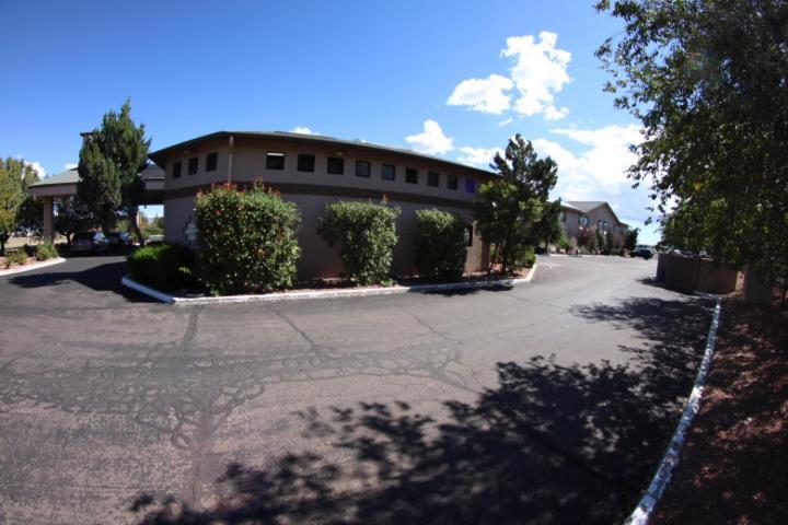 Americas Best Value Inn Prescott Valley photo 17