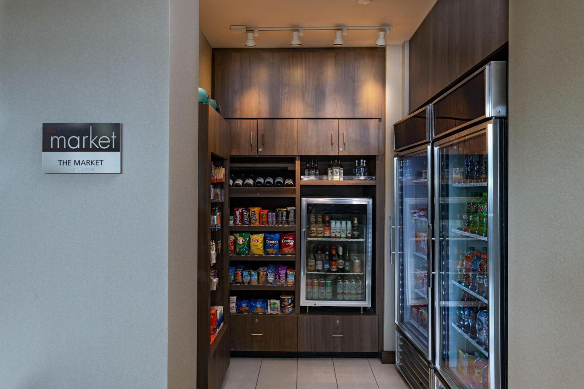 Residence Inn by Marriott Omaha Aksarben Village photo 28