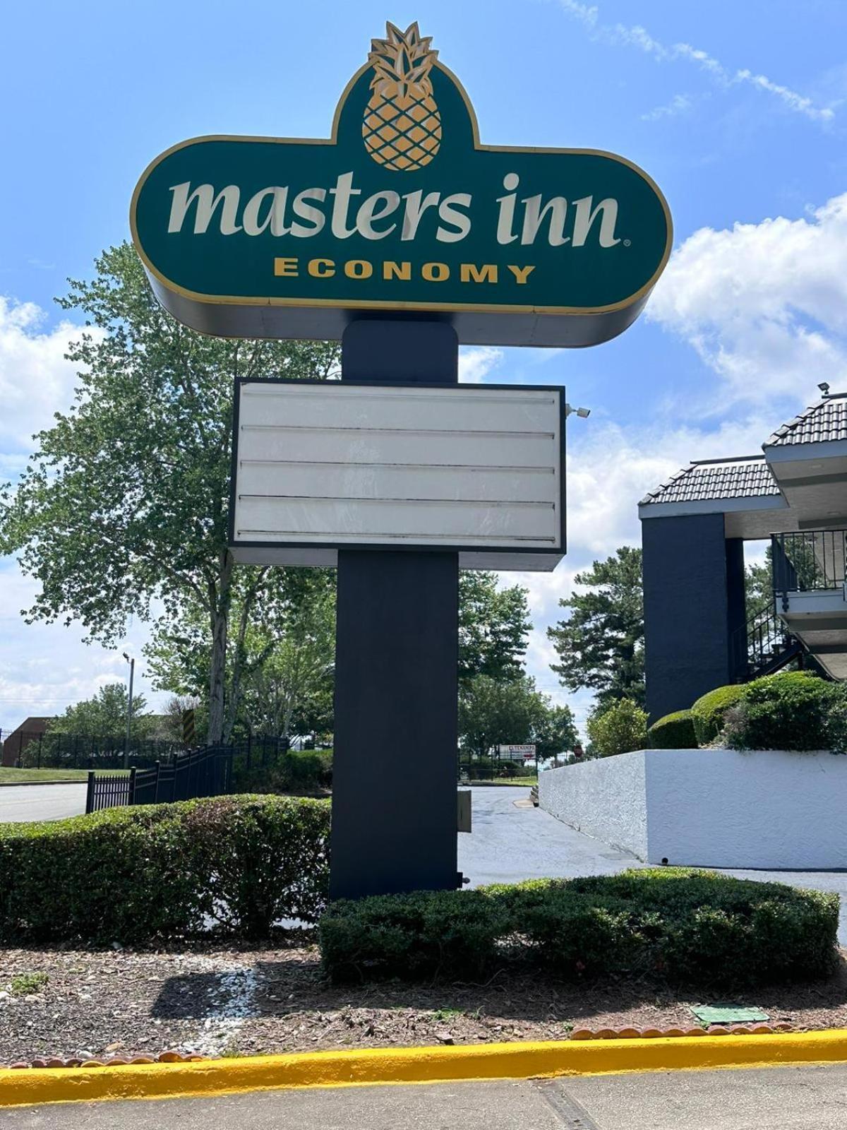 Masters Inn Atlanta - Doraville at I-85 & 285 photo 11
