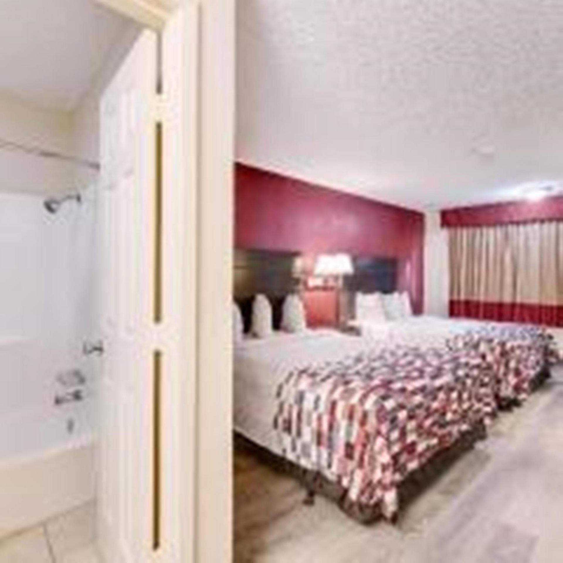 American Inn photo 10