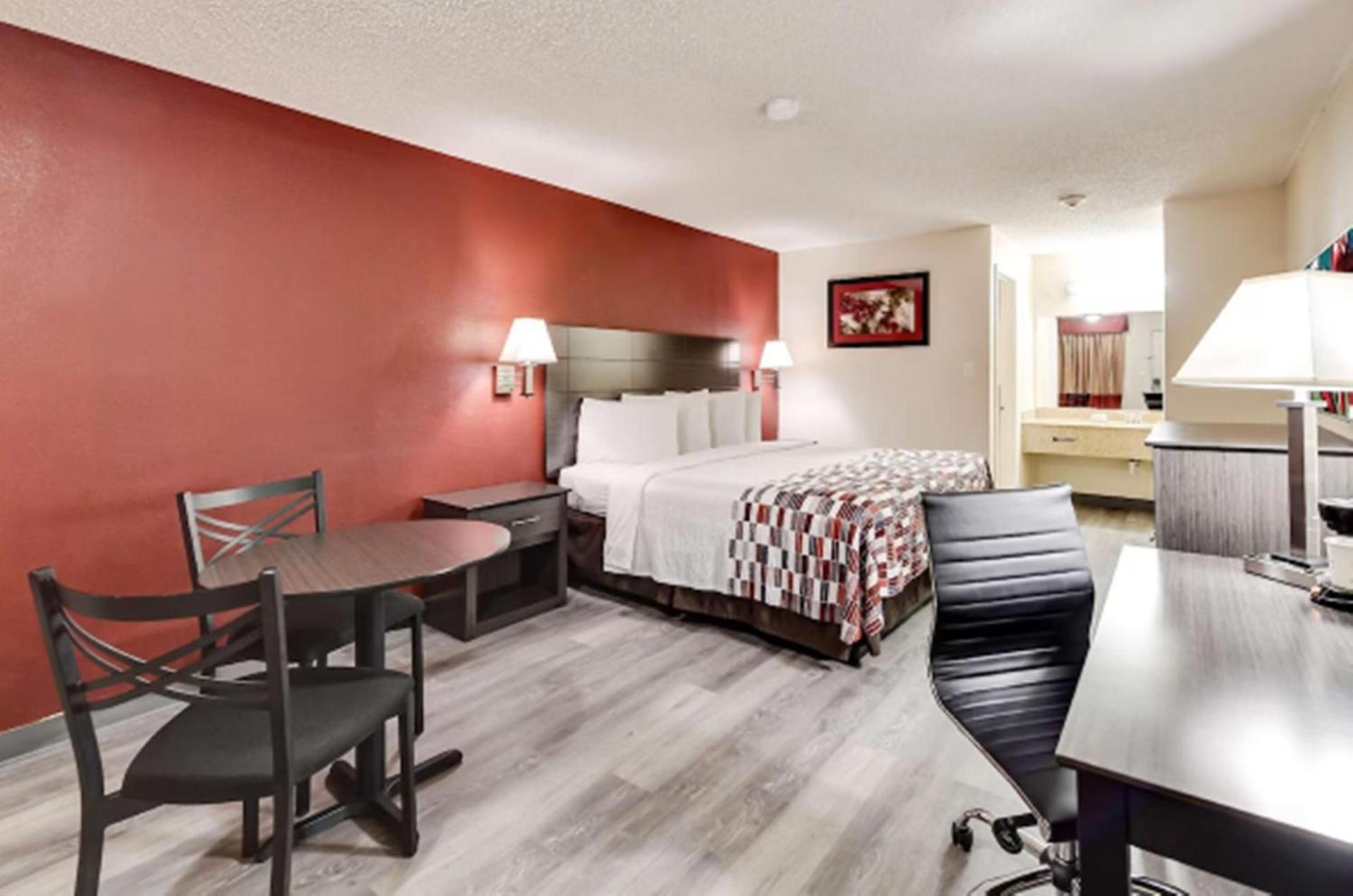 American Inn photo 6