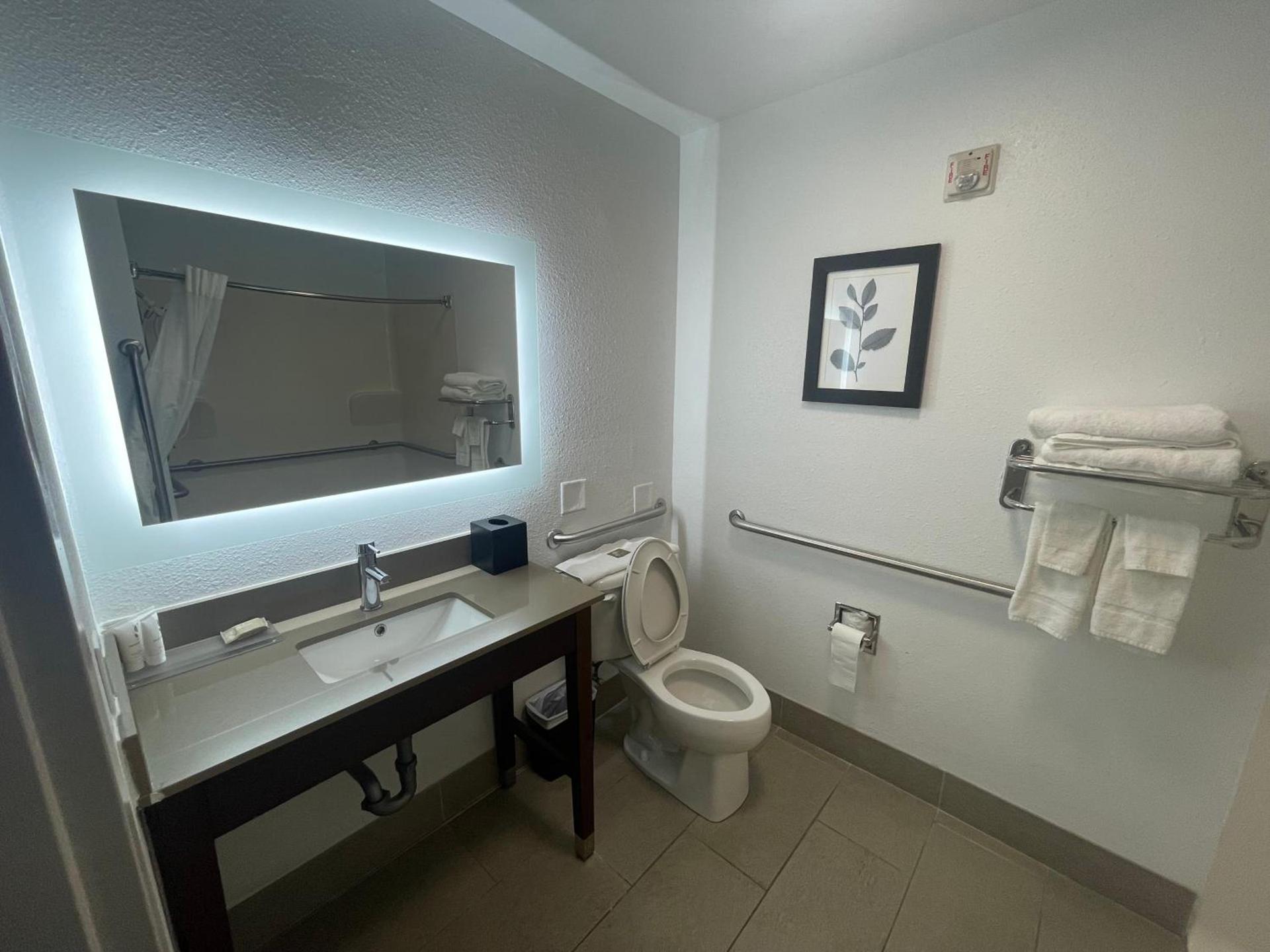 Country Inn & Suites by Radisson, Midway - Tallahassee West photo 19