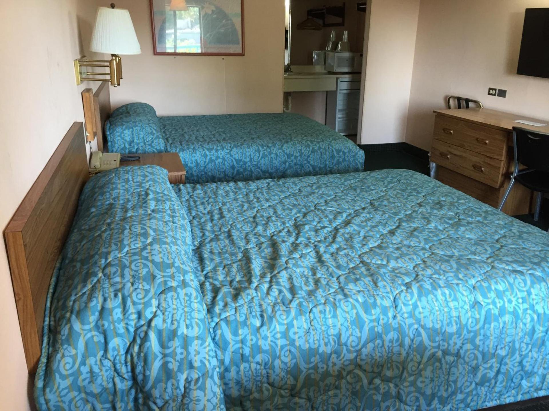 Flamingo Inn photo 12