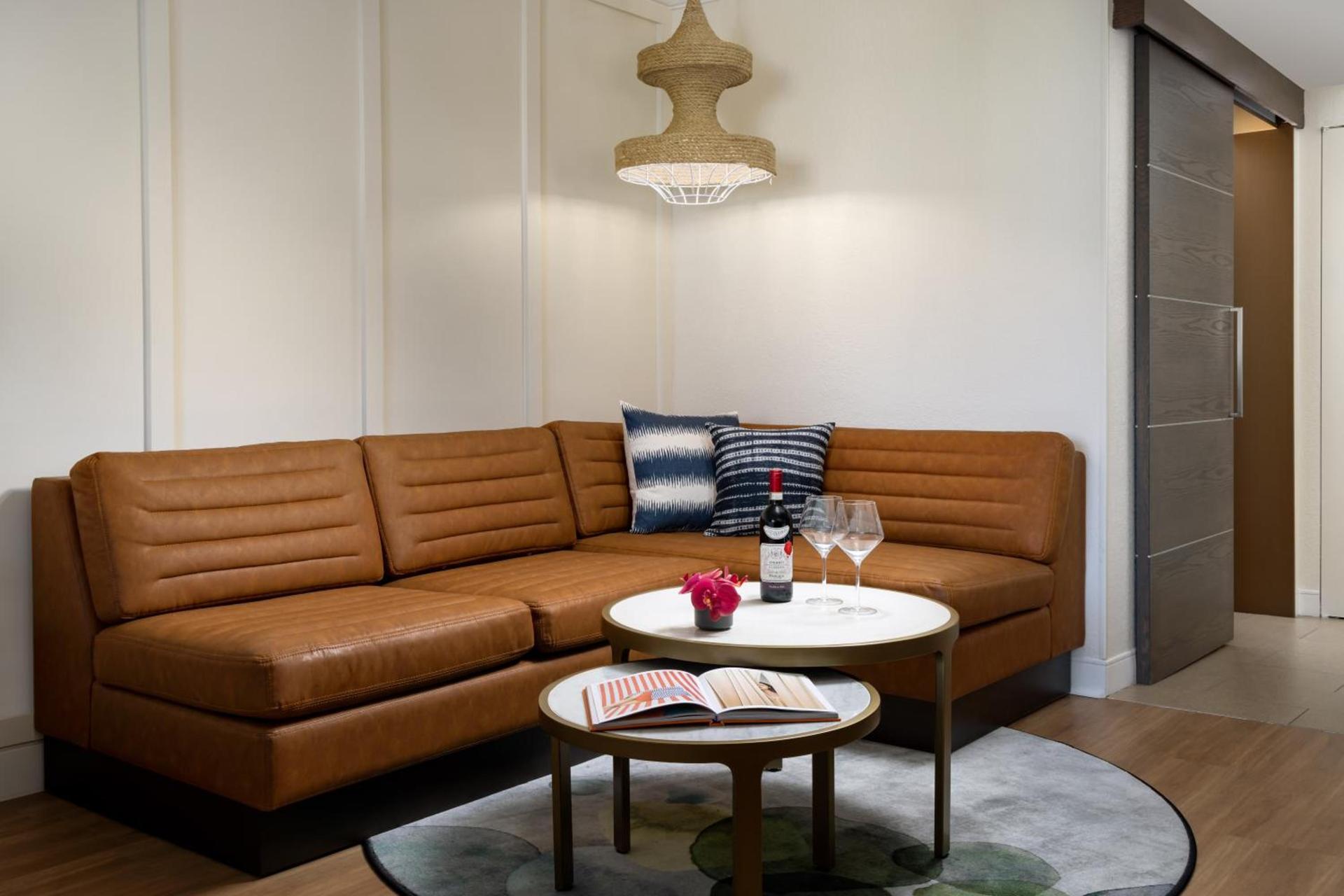 The Anza-a Calabasas Hotel photo 93