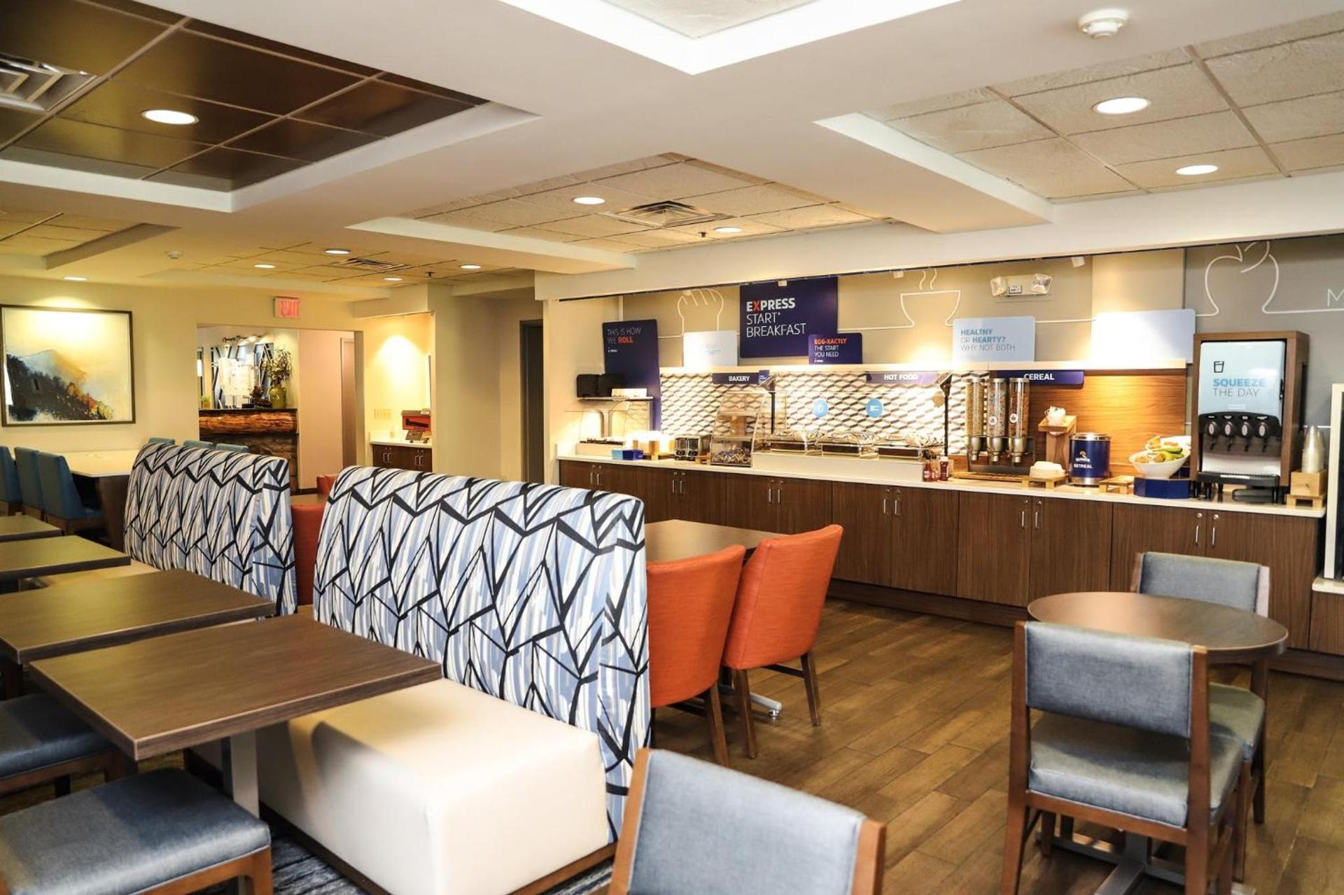 Holiday Inn Express & Suites Donegal by IHG photo 33