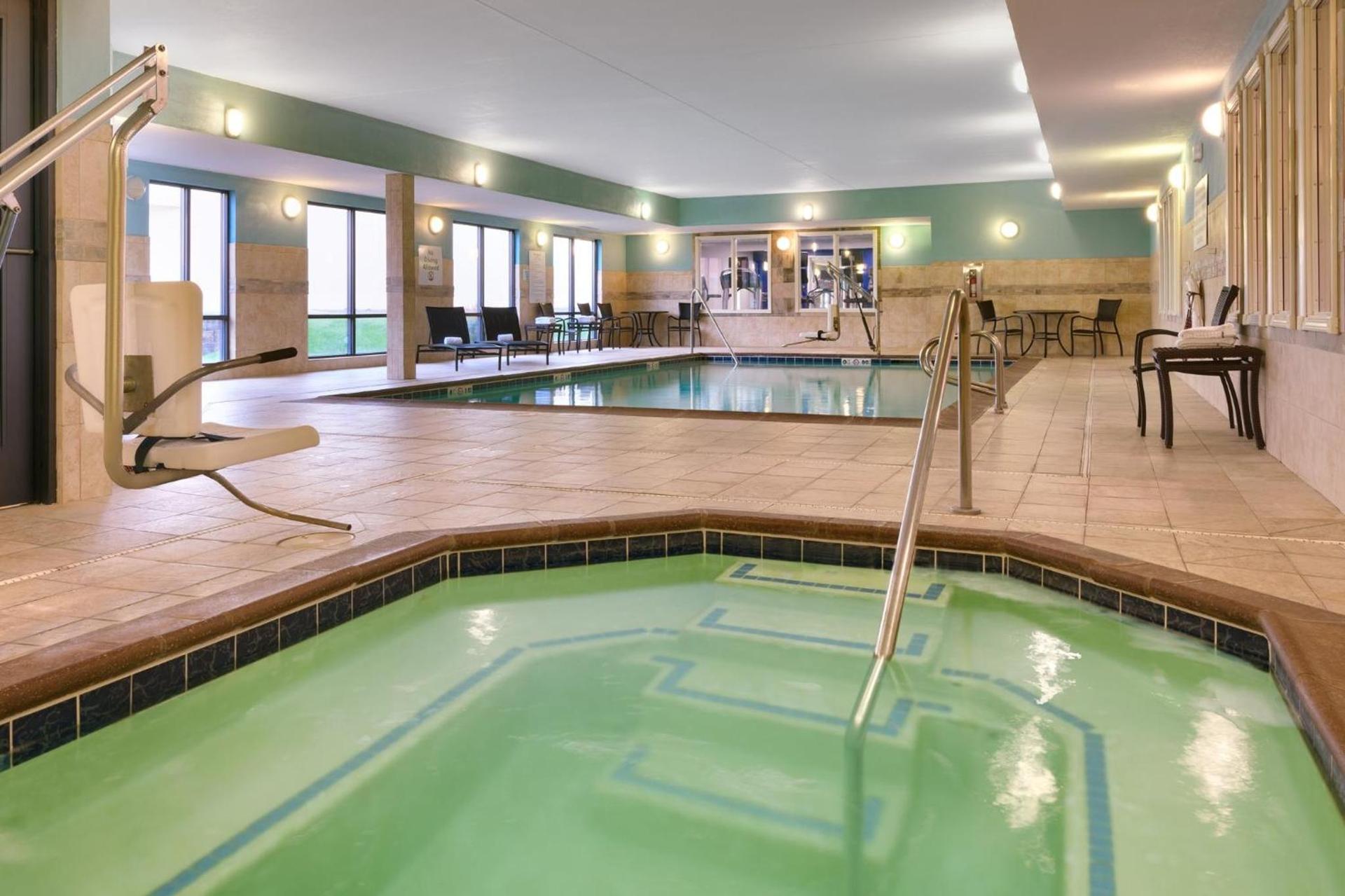 Holiday Inn Express and Suites Helena by IHG photo 43