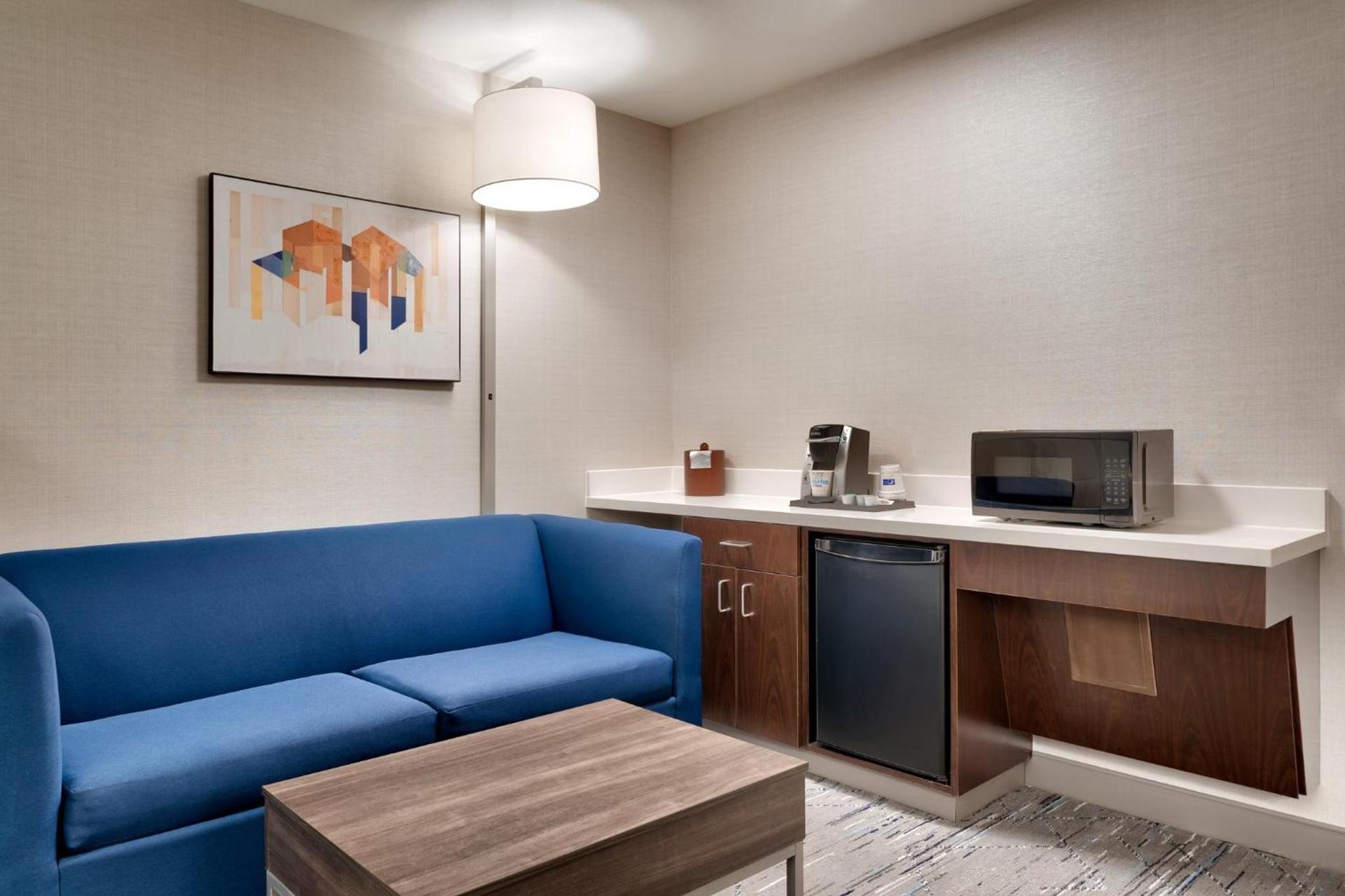 Holiday Inn Express and Suites Helena by IHG photo 33