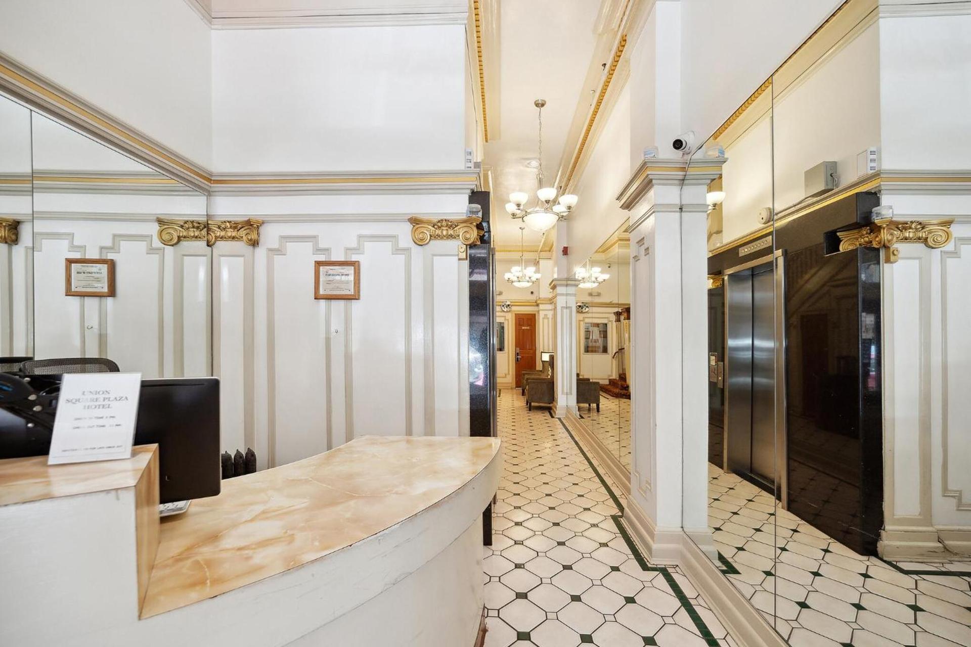 Union Square Plaza Hotel photo 26