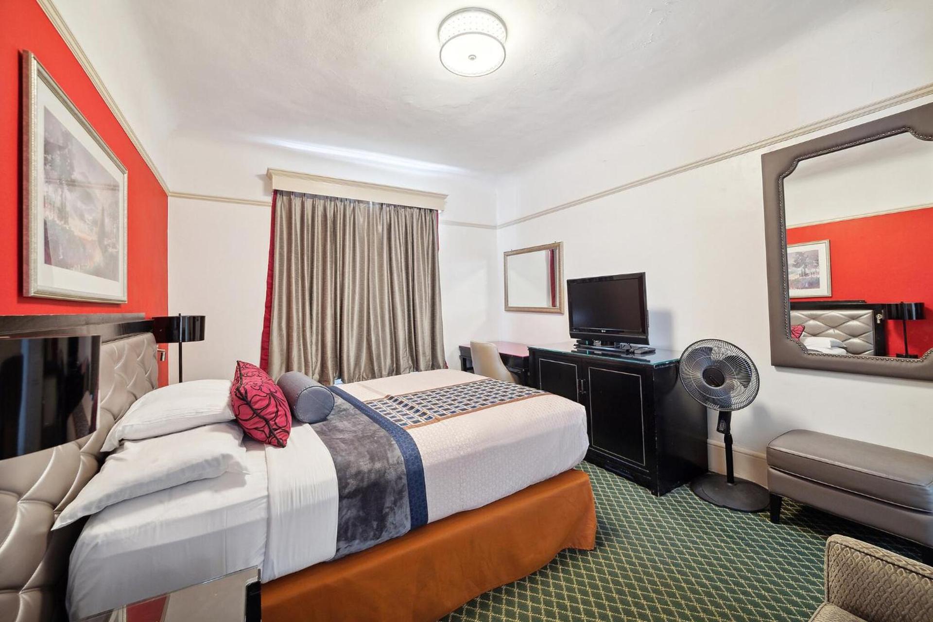 Union Square Plaza Hotel photo 31