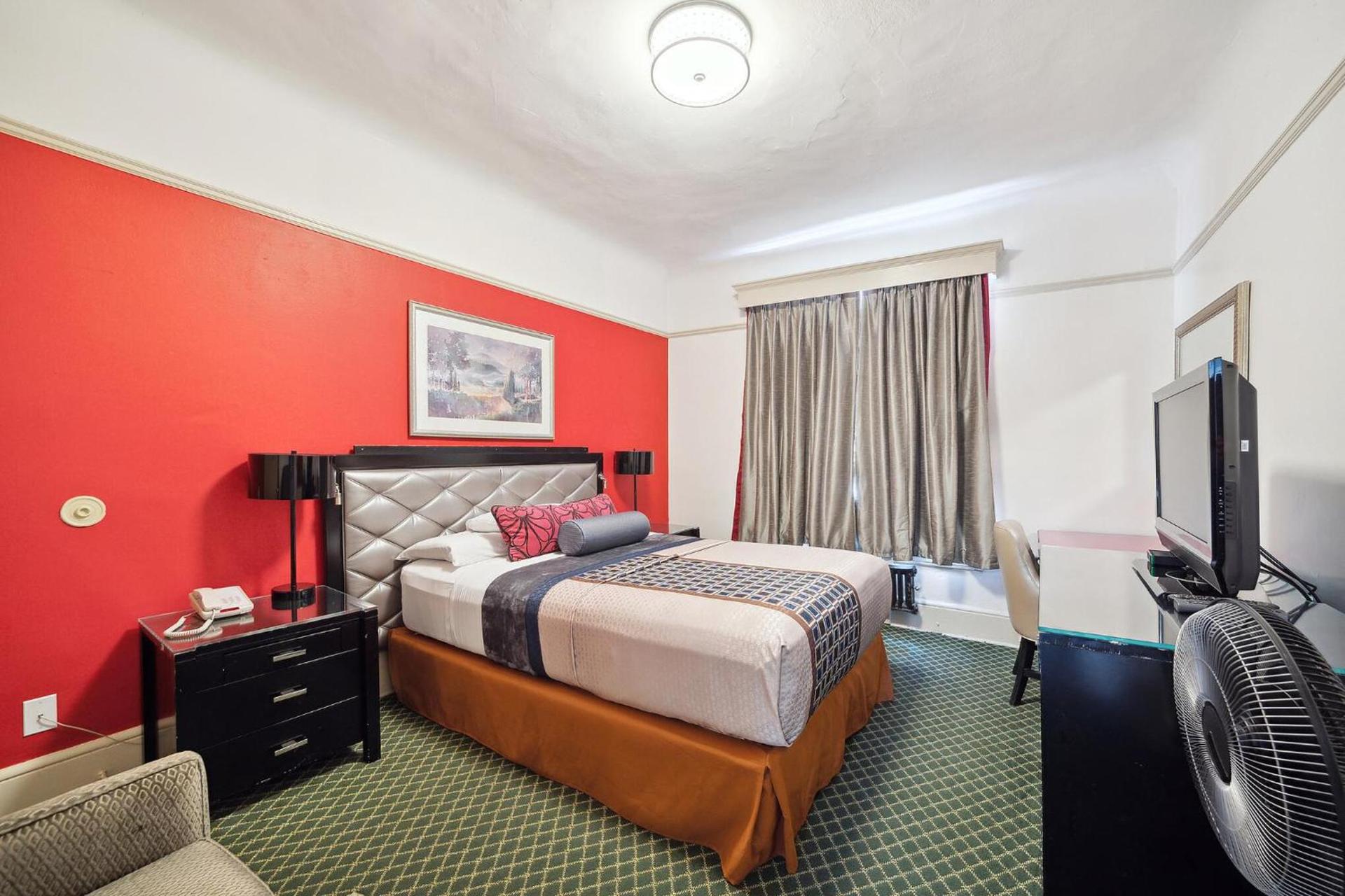 Union Square Plaza Hotel photo 33